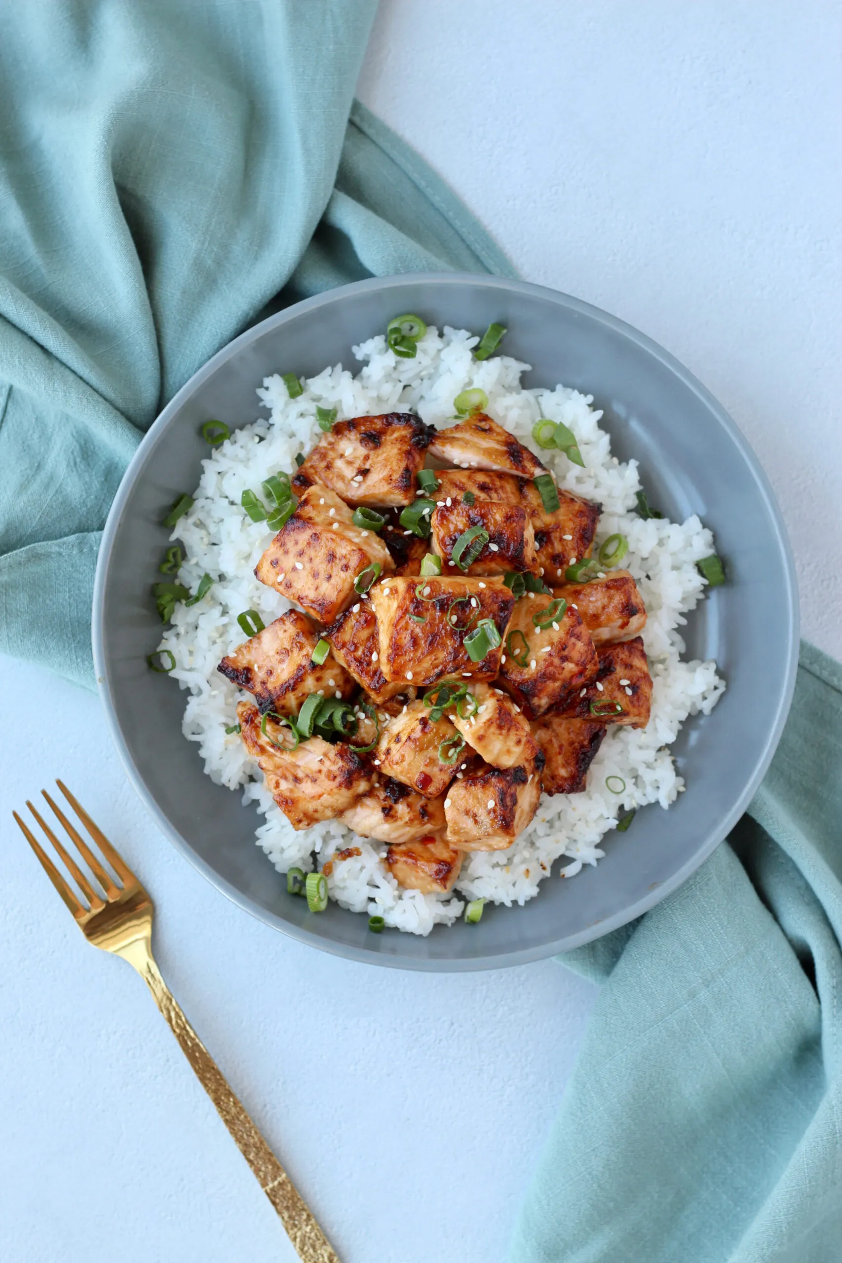 Air Fryer Bang Bang Salmon Bites