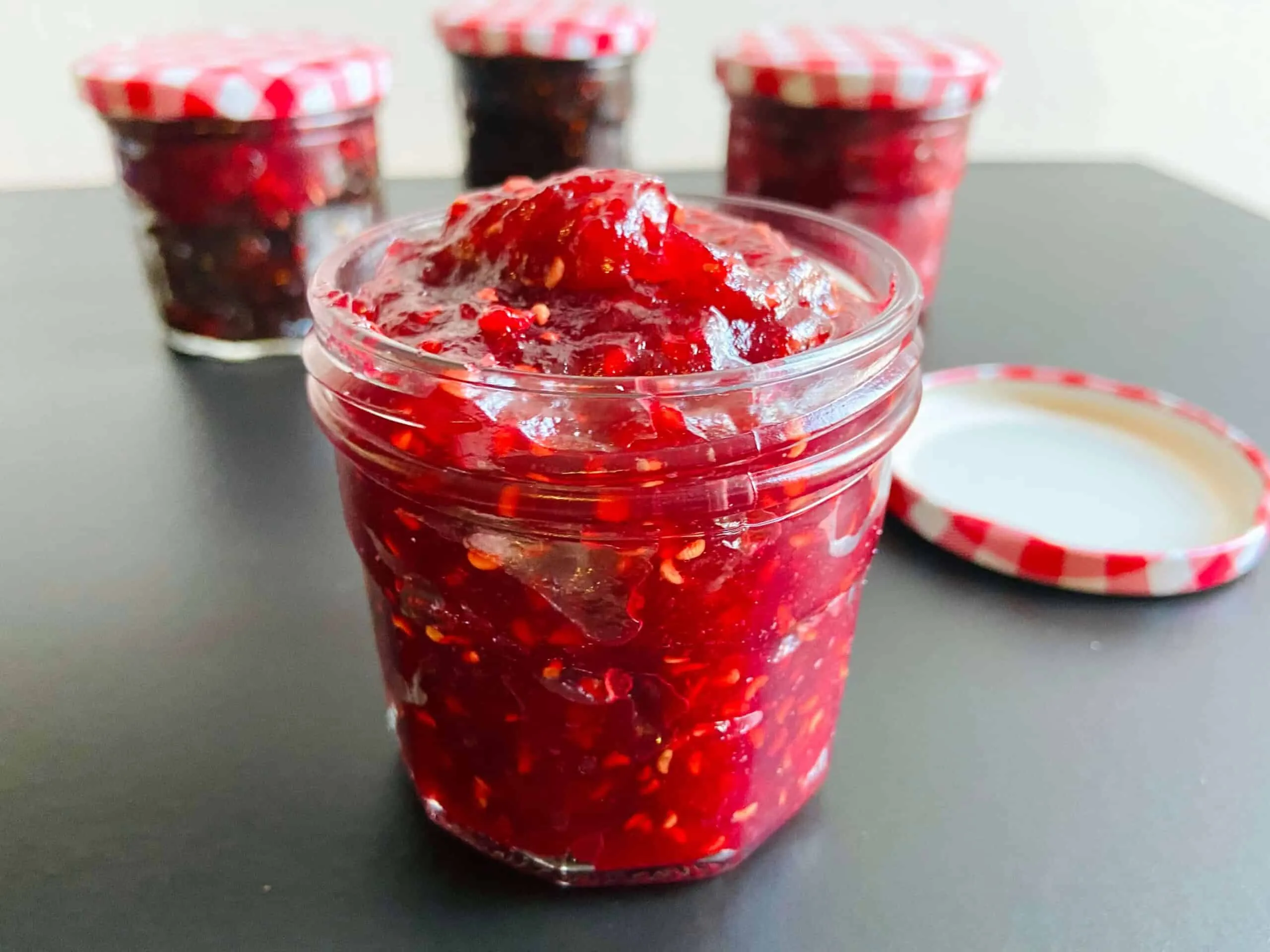 All Apple or Apple Raspberry Jelly