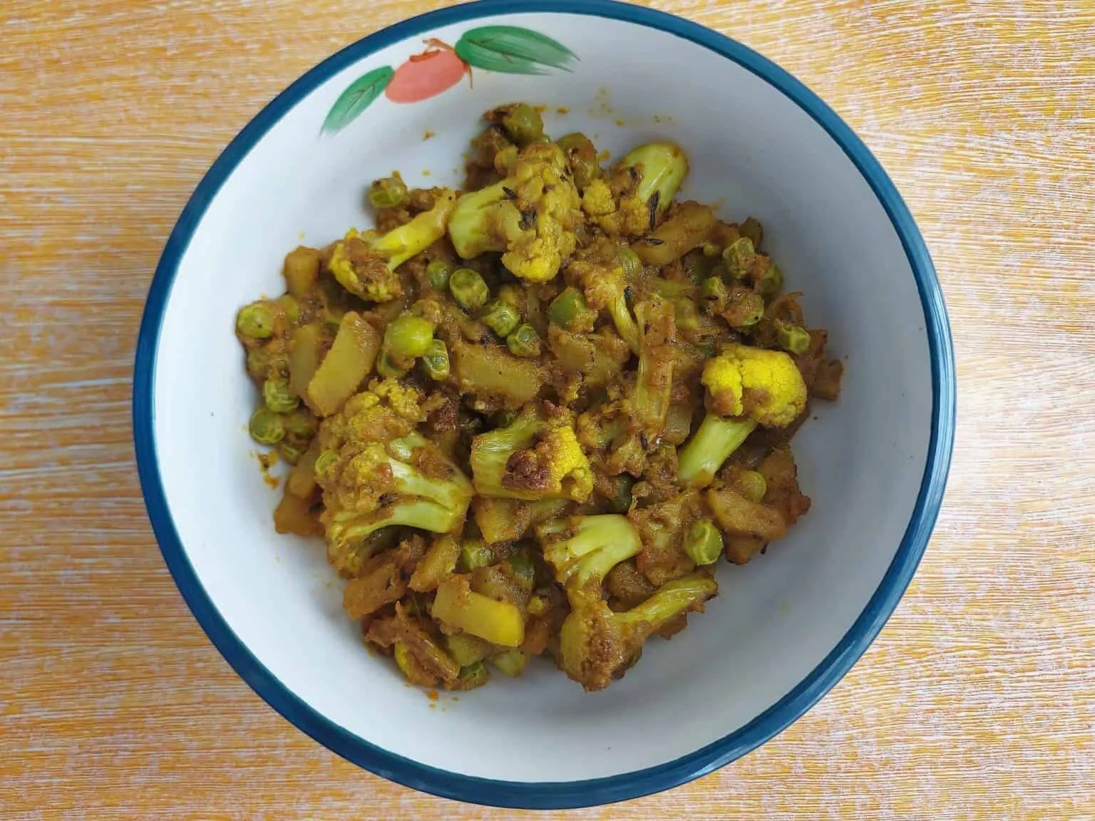 Aloo Gobhi Matar (Potatoes, Cauliflower, and Peas)