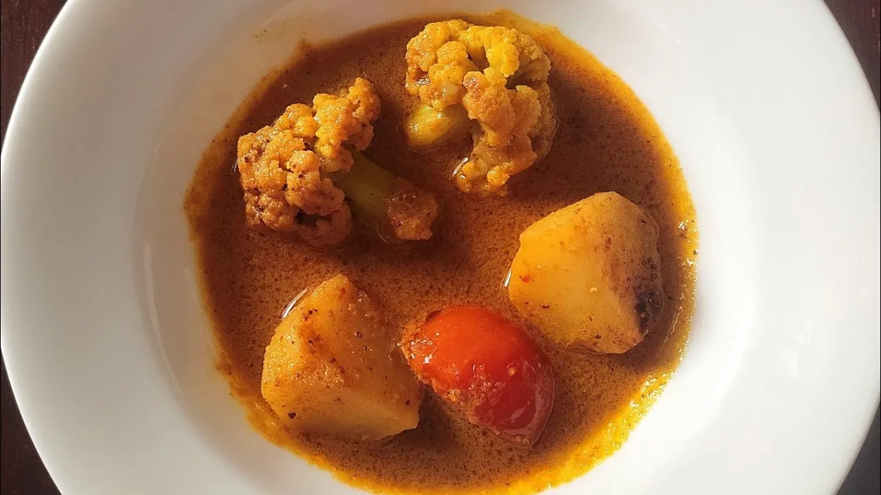 Aloo Gobi with Coconut Milk