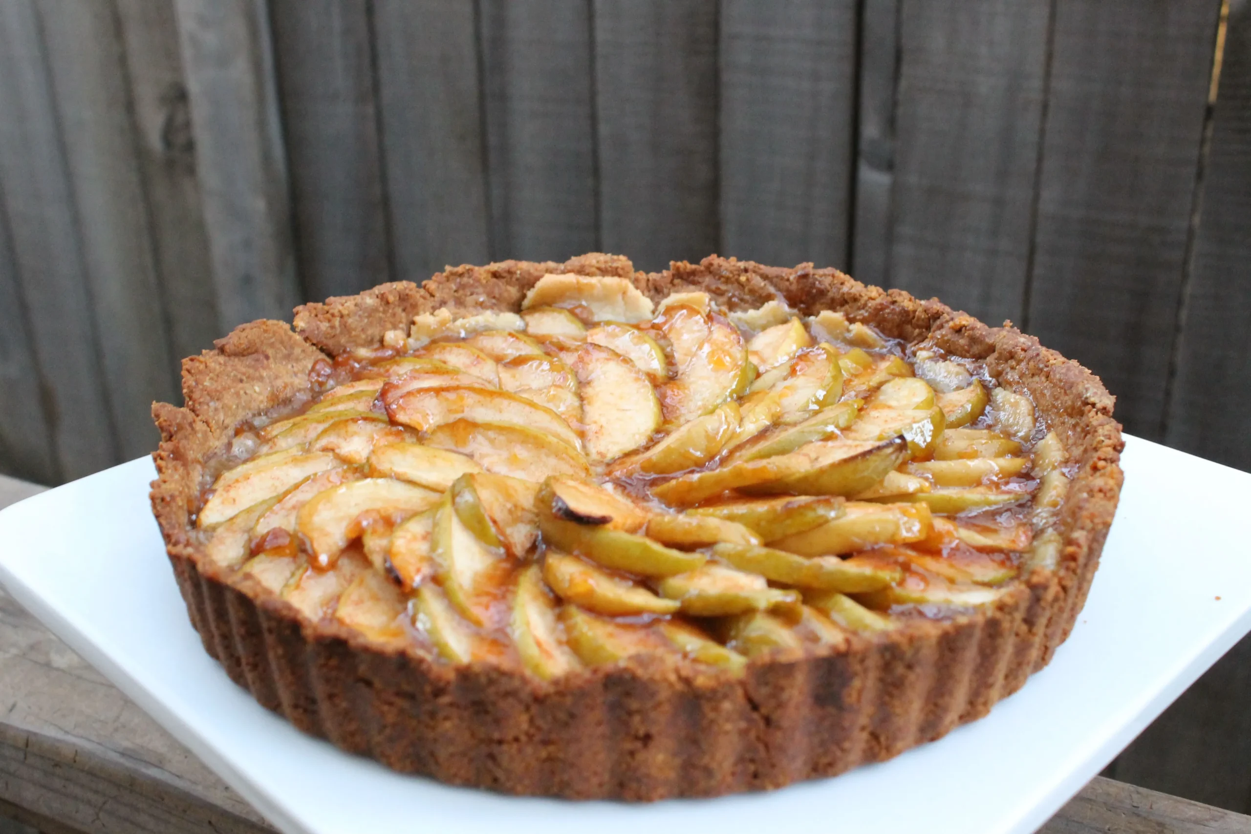 Apple Almond Pulp Tart