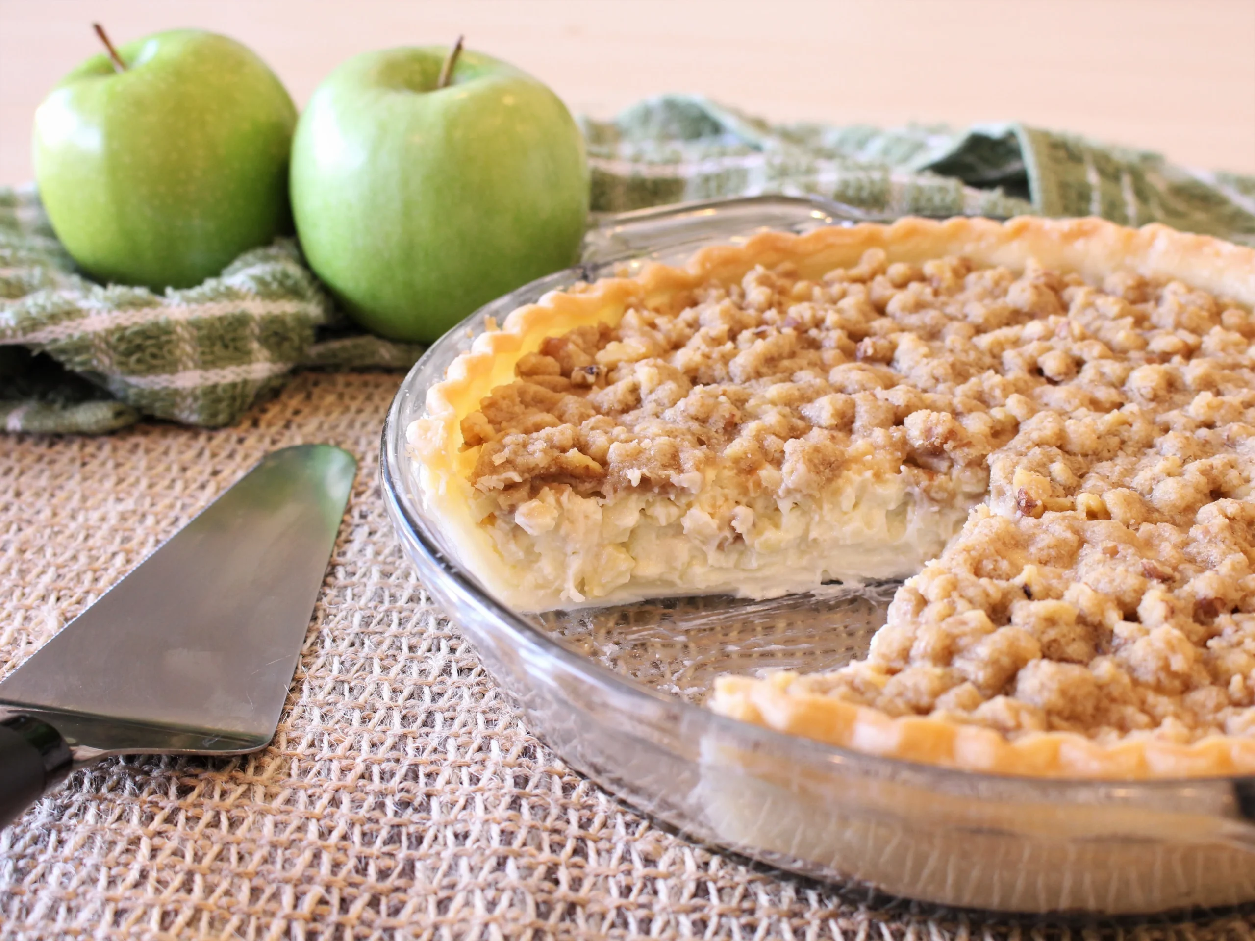 Apple Sour Cream Pie
