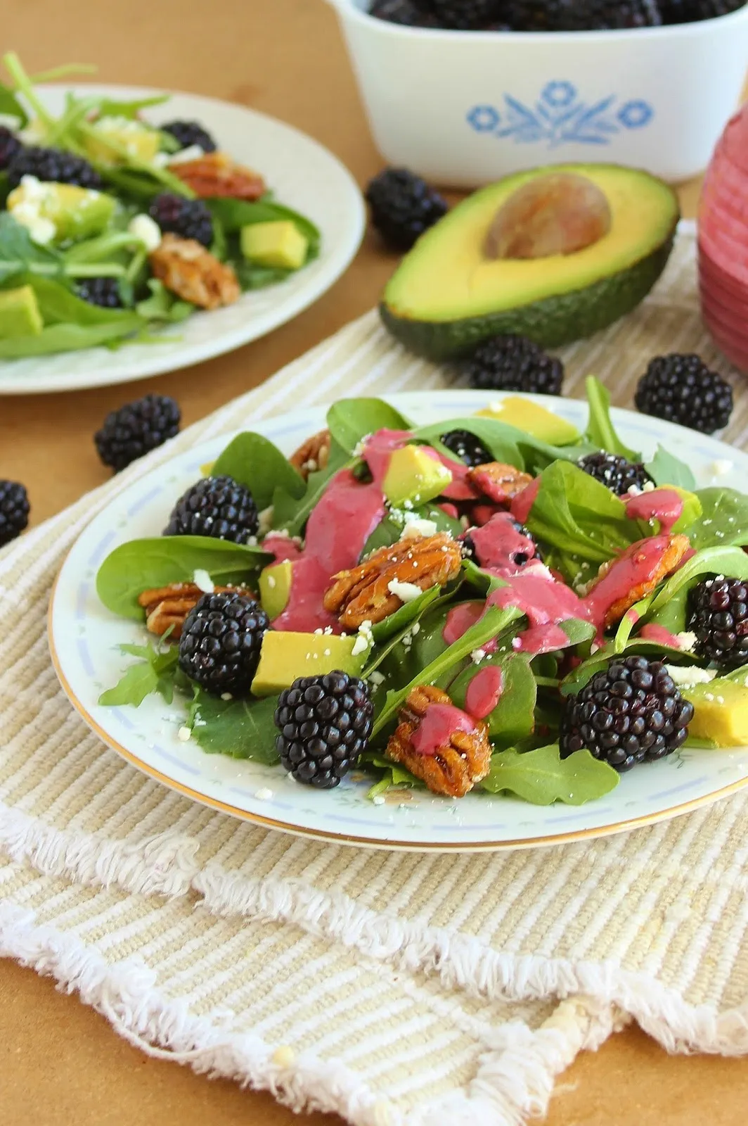 Baby Greens with Blackberries and Pecans