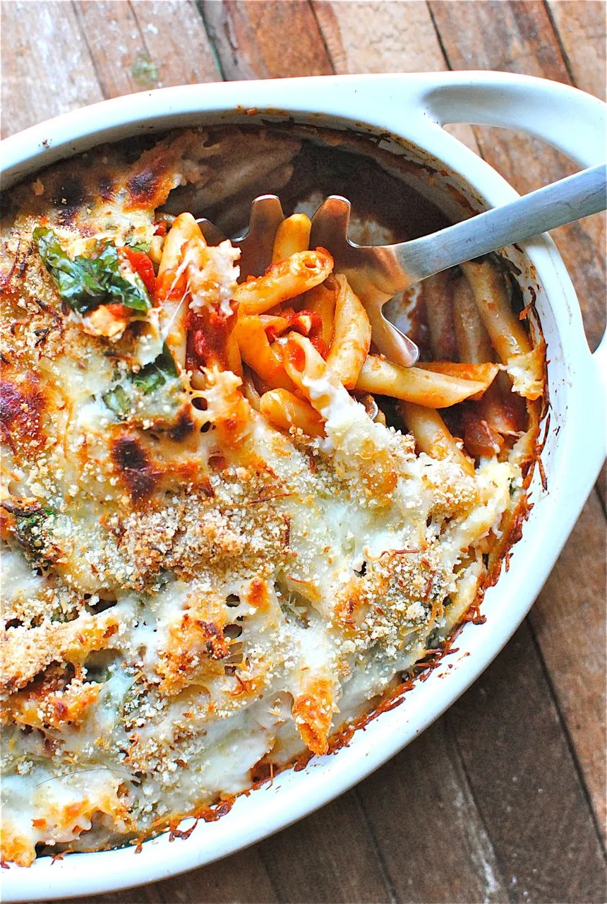 Baked Penne with Spinach and Tomatoes