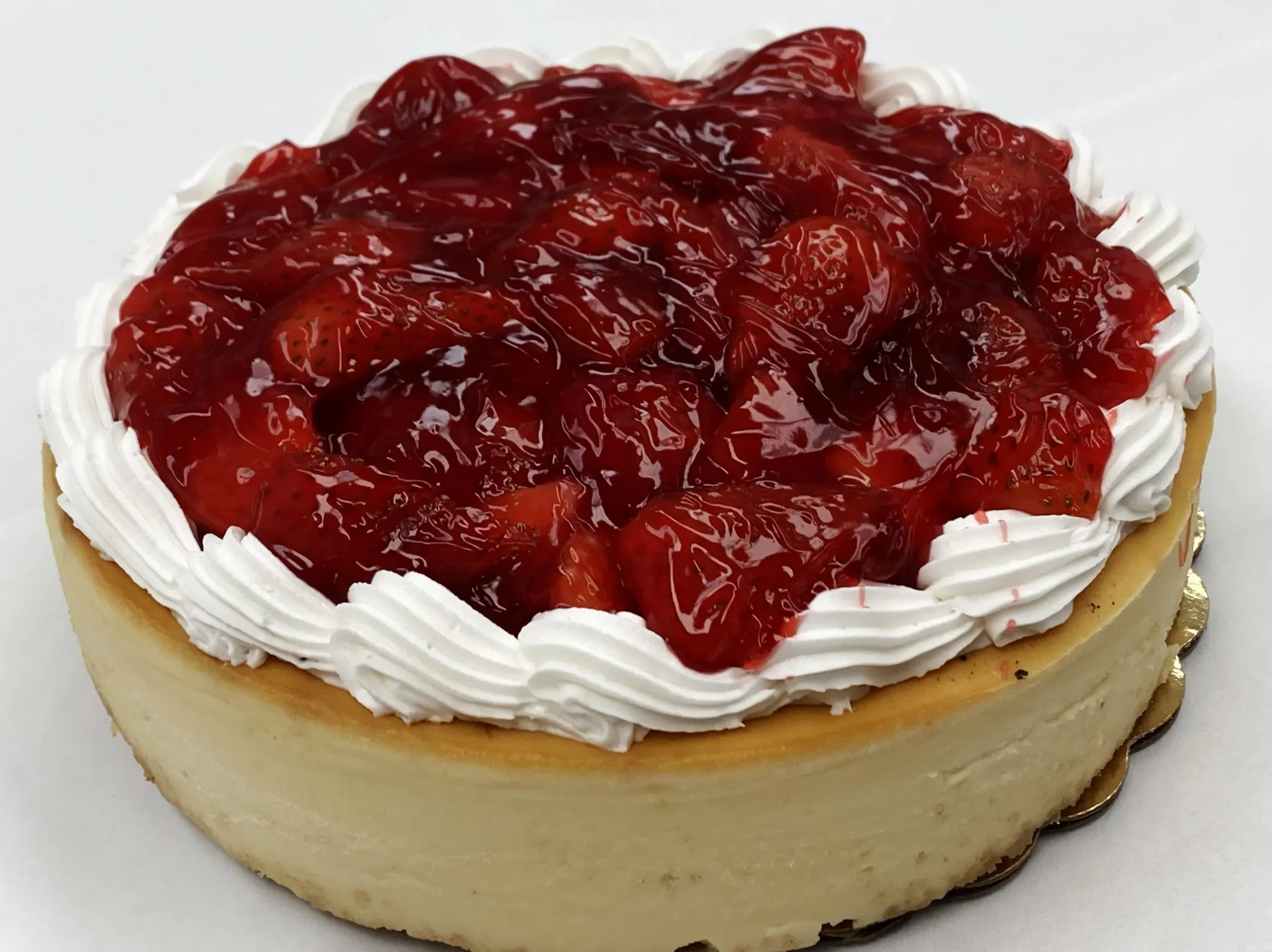 Bakehouse Summer Strawberry Cheesecake with Strawberry Sauce