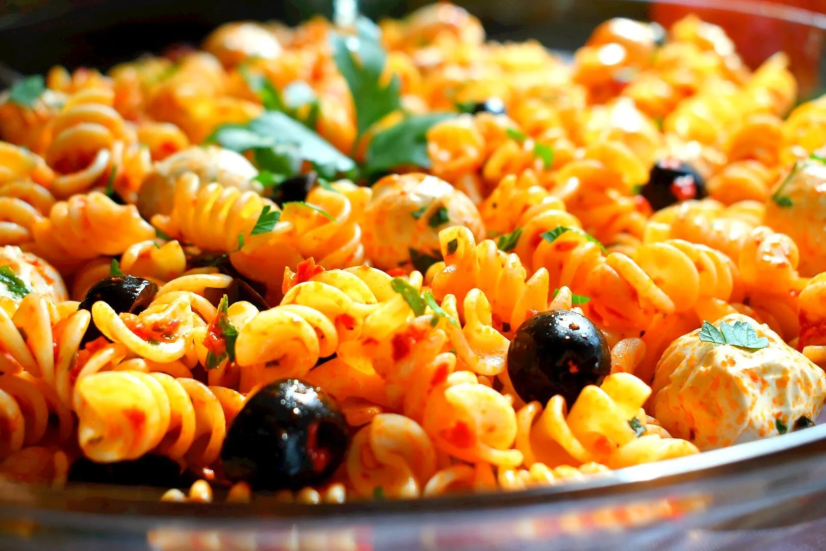 Balsamic Roasted Red Pepper Pasta Salad