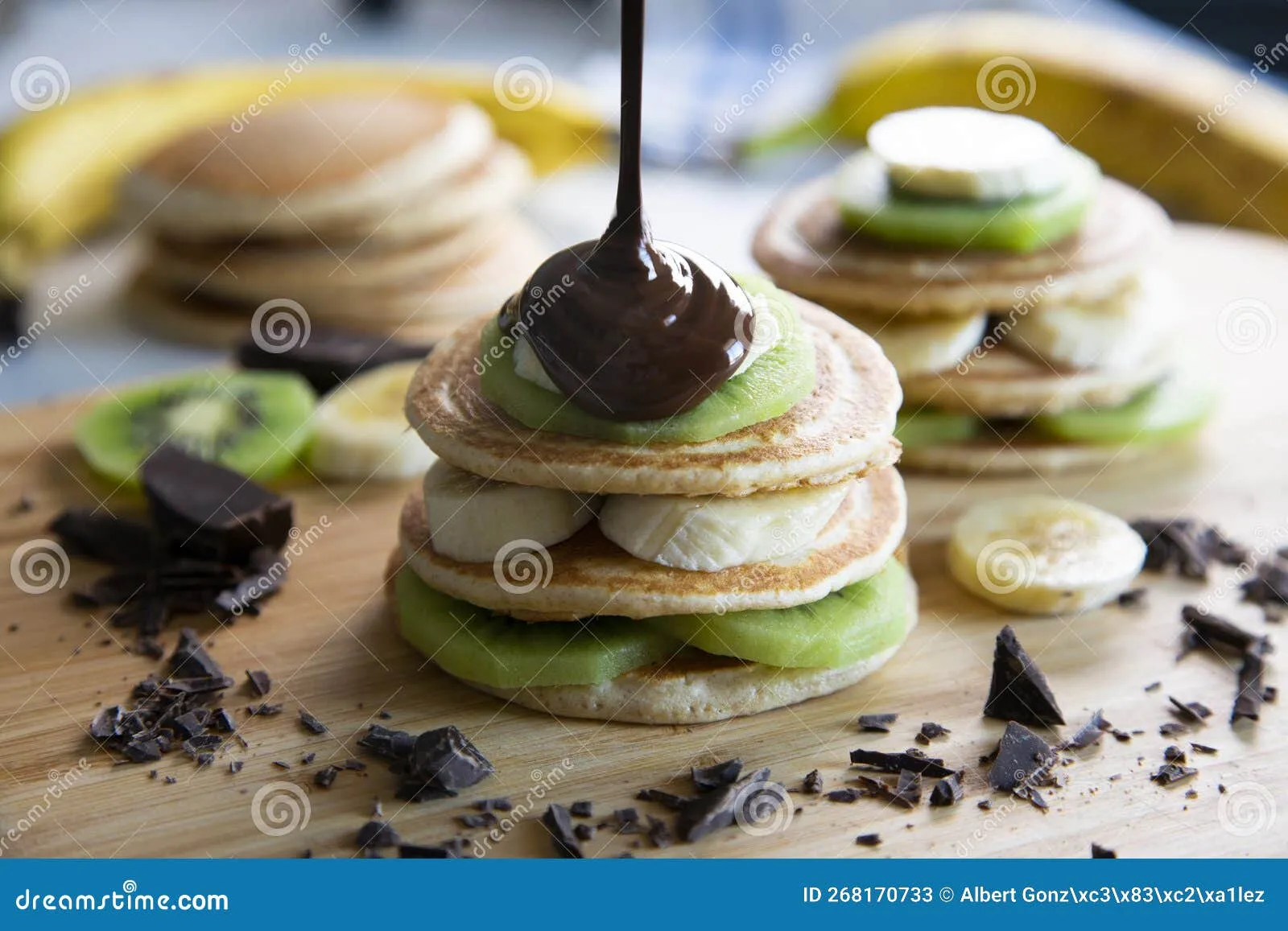 Banana Pancake with Fresh Kiwi Fruit