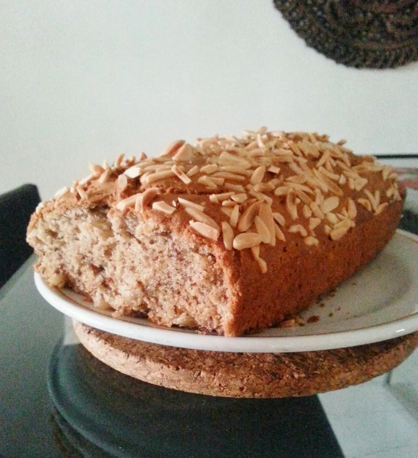 Banana and Almond Cream Loaf