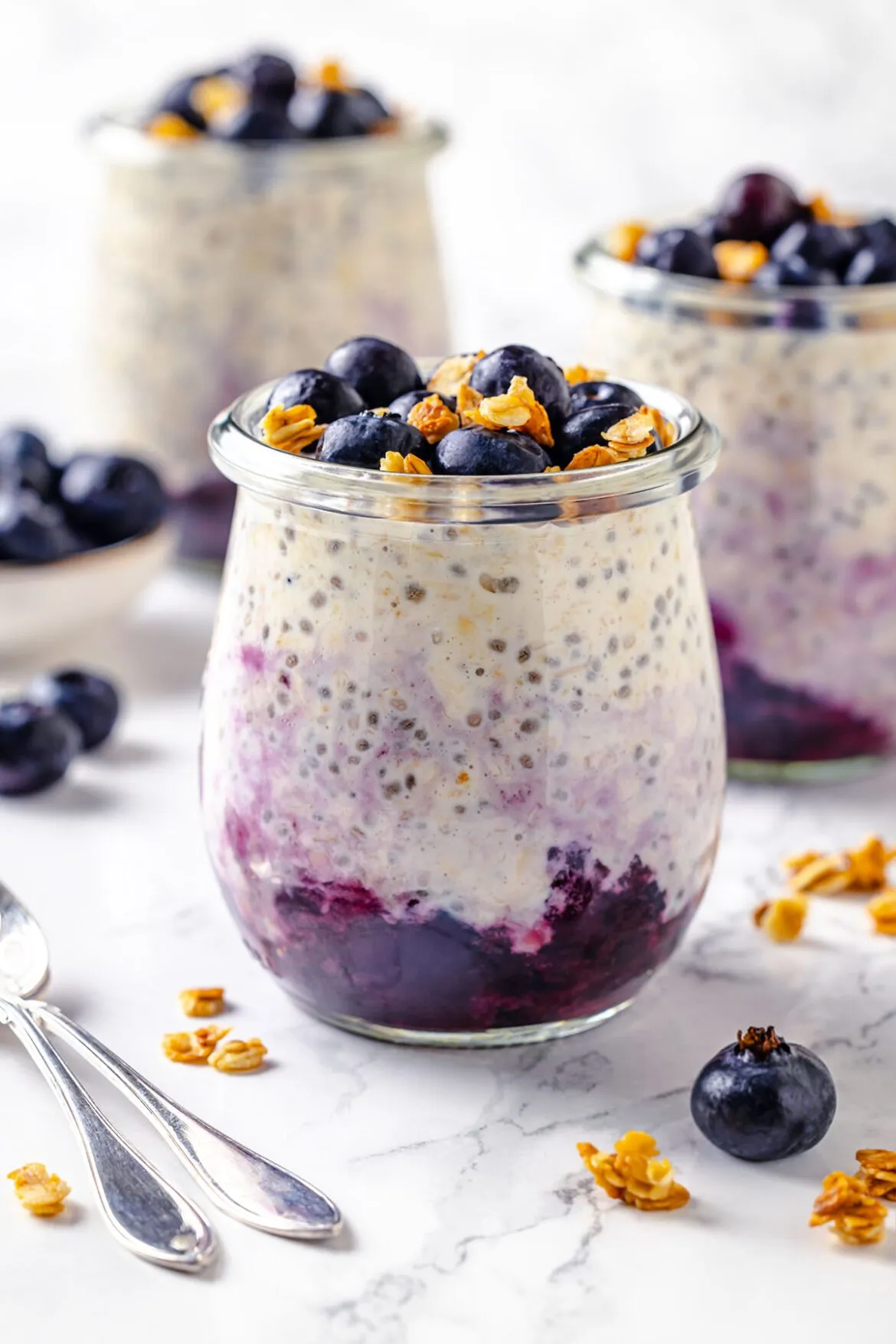 Berry Cheesecake Overnight Oats