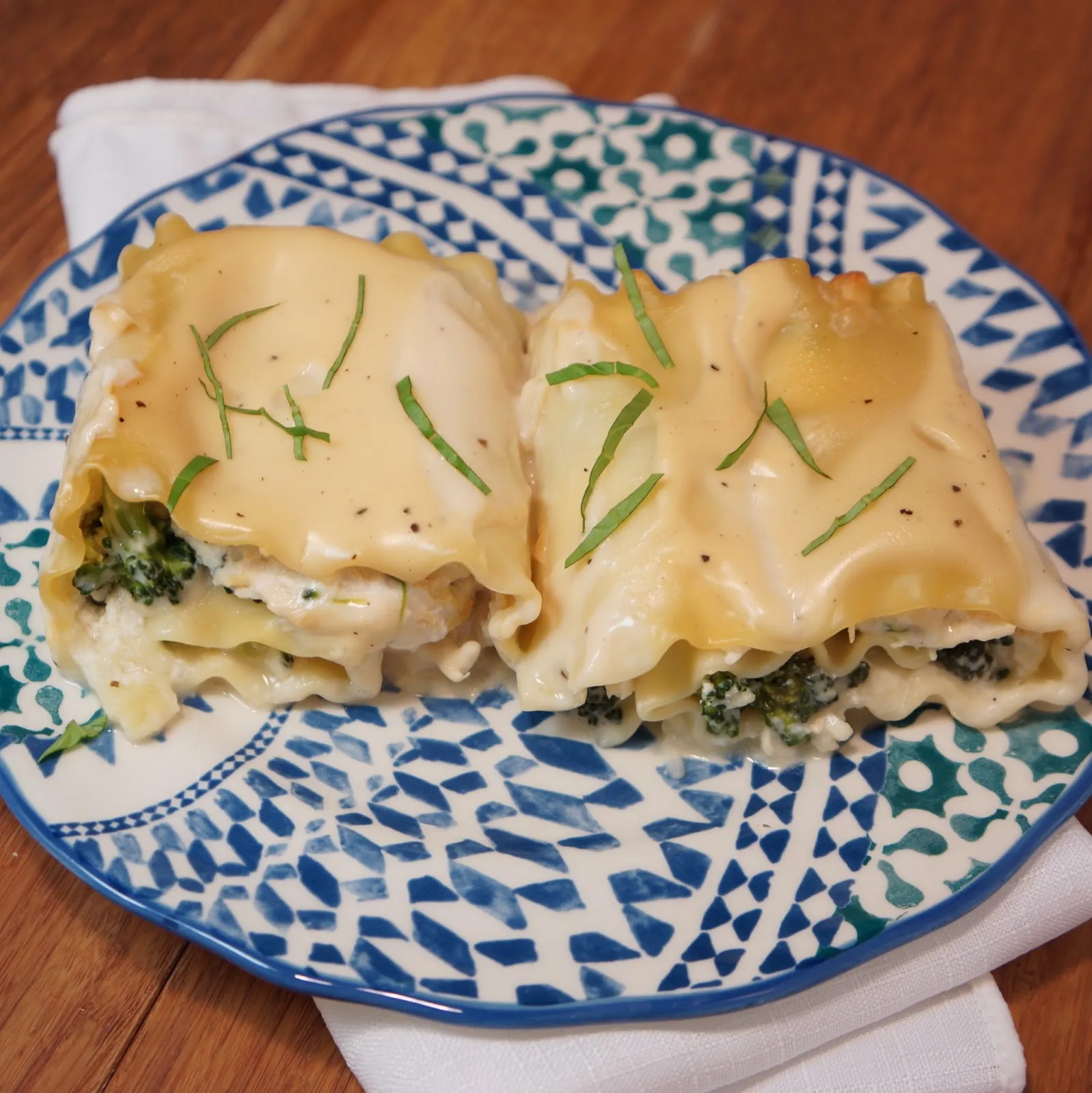 Broccoli Alfredo Lasagna Roll Ups