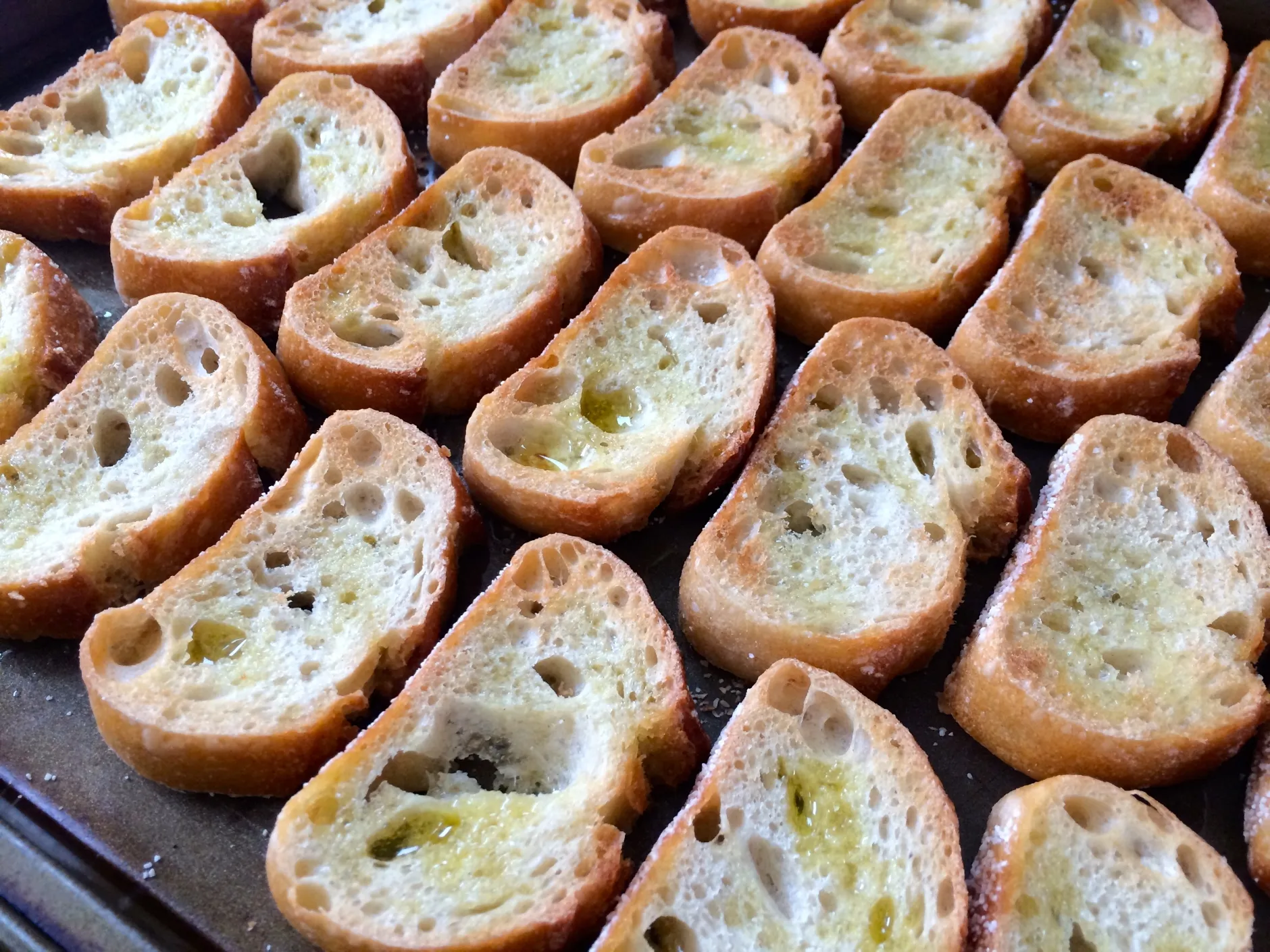 Caramelized Onion Cheddar Crostinis with Prosciutto Wrapped Apples