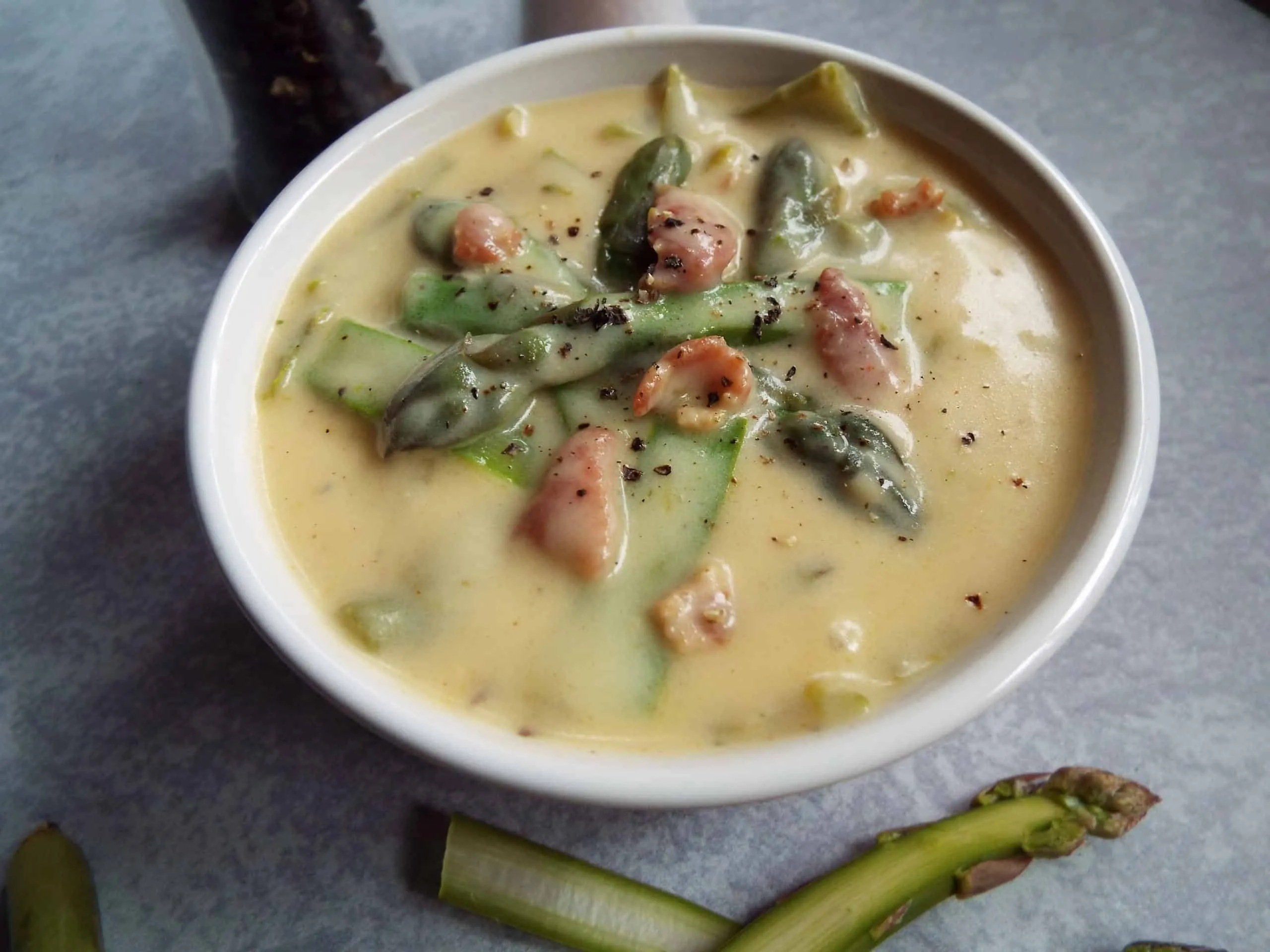 Cheesy Bacon and Asparagus Soup