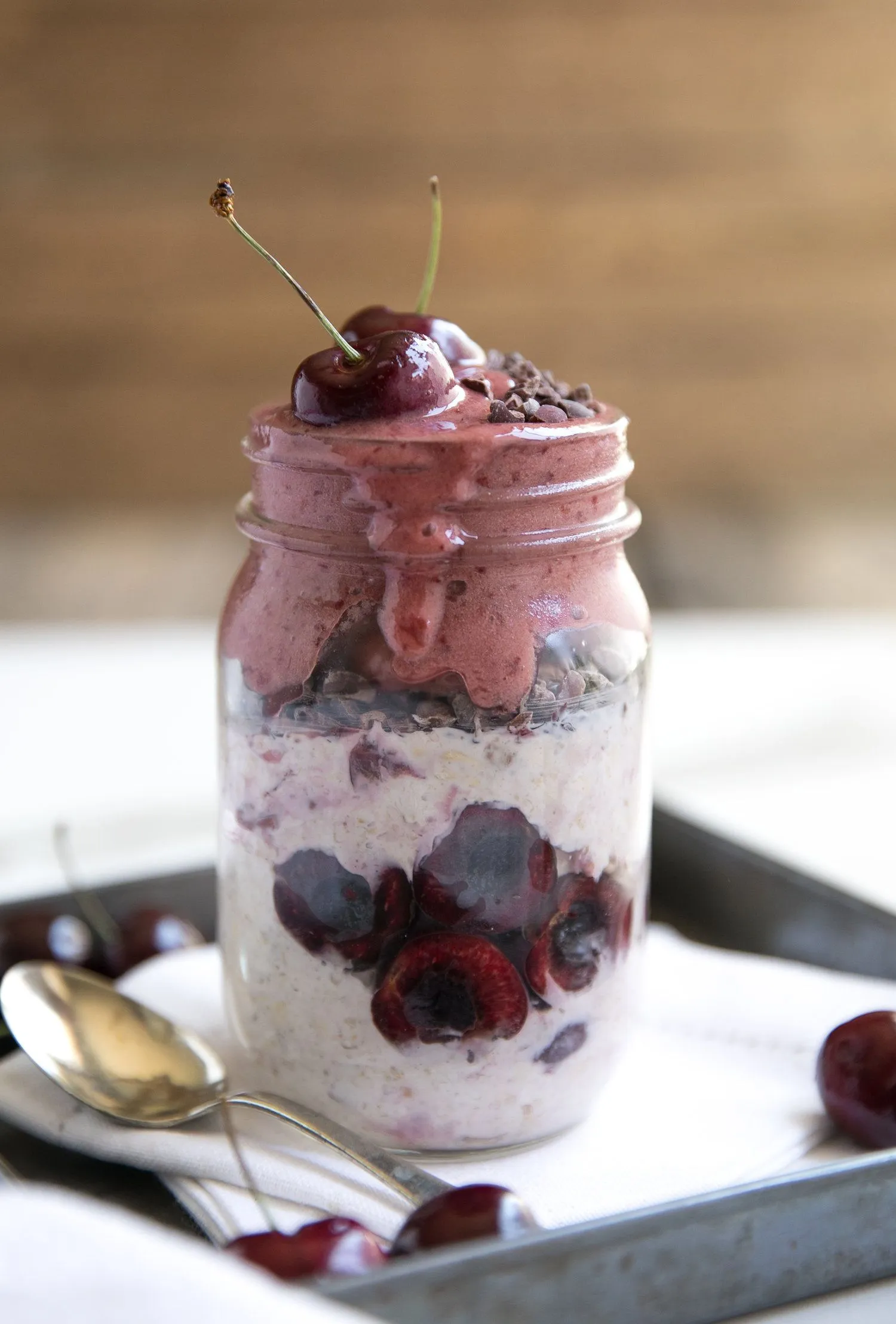 Cherry Berry Banana Overnight Oats