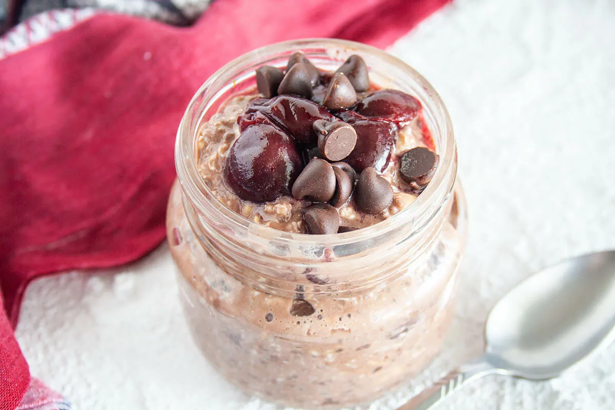 Cherry Chocolate Bomb Vegan Overnight Oats