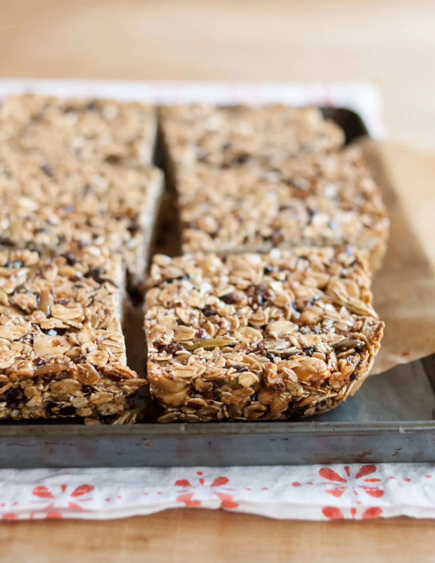Chewy Fig Granola Bars