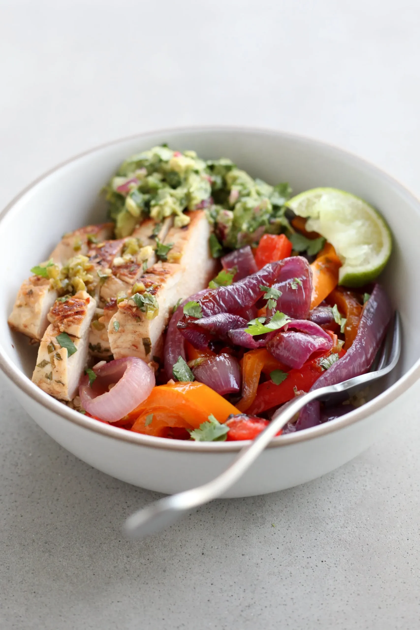 Chicken Fajitas Quinoa Bowl
