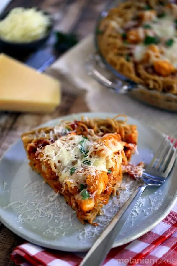 Chicken Parmesan Spaghetti Pie