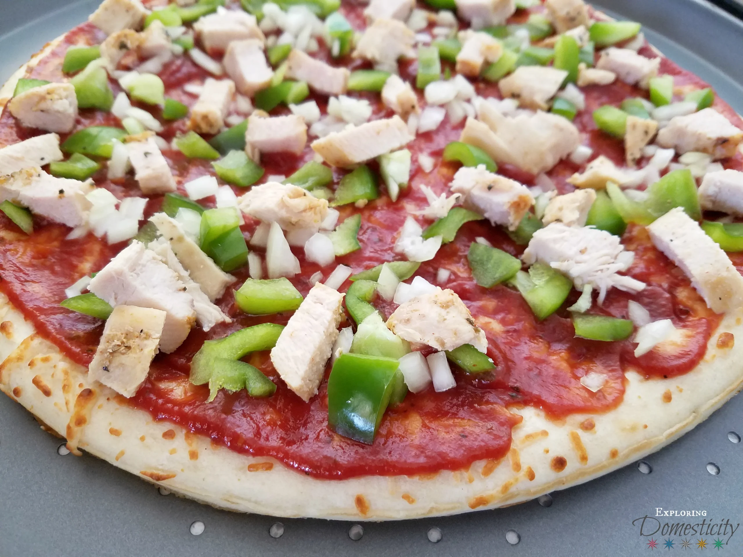 Chile Sweet Pepper Pizza
