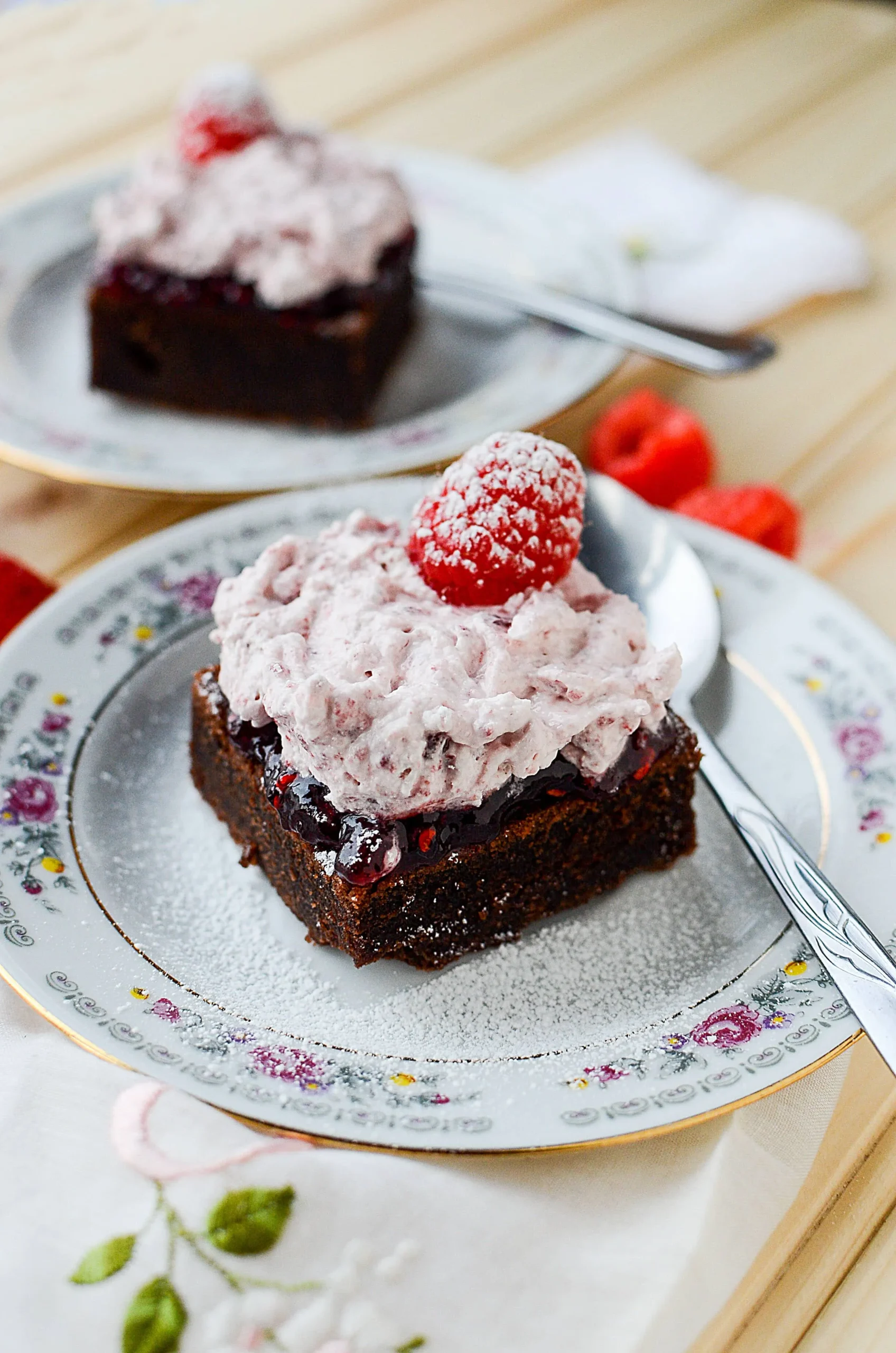 Chocolate Raspberry Mason Jar Brownies