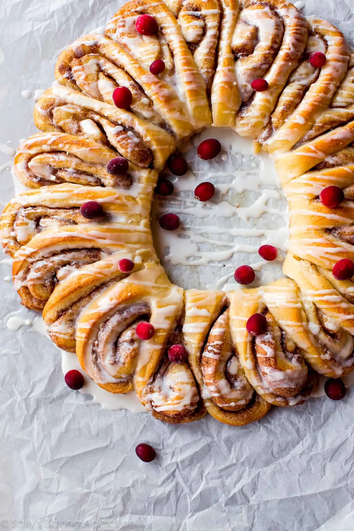 Christmas Morning Cinnamon Roll Wreath