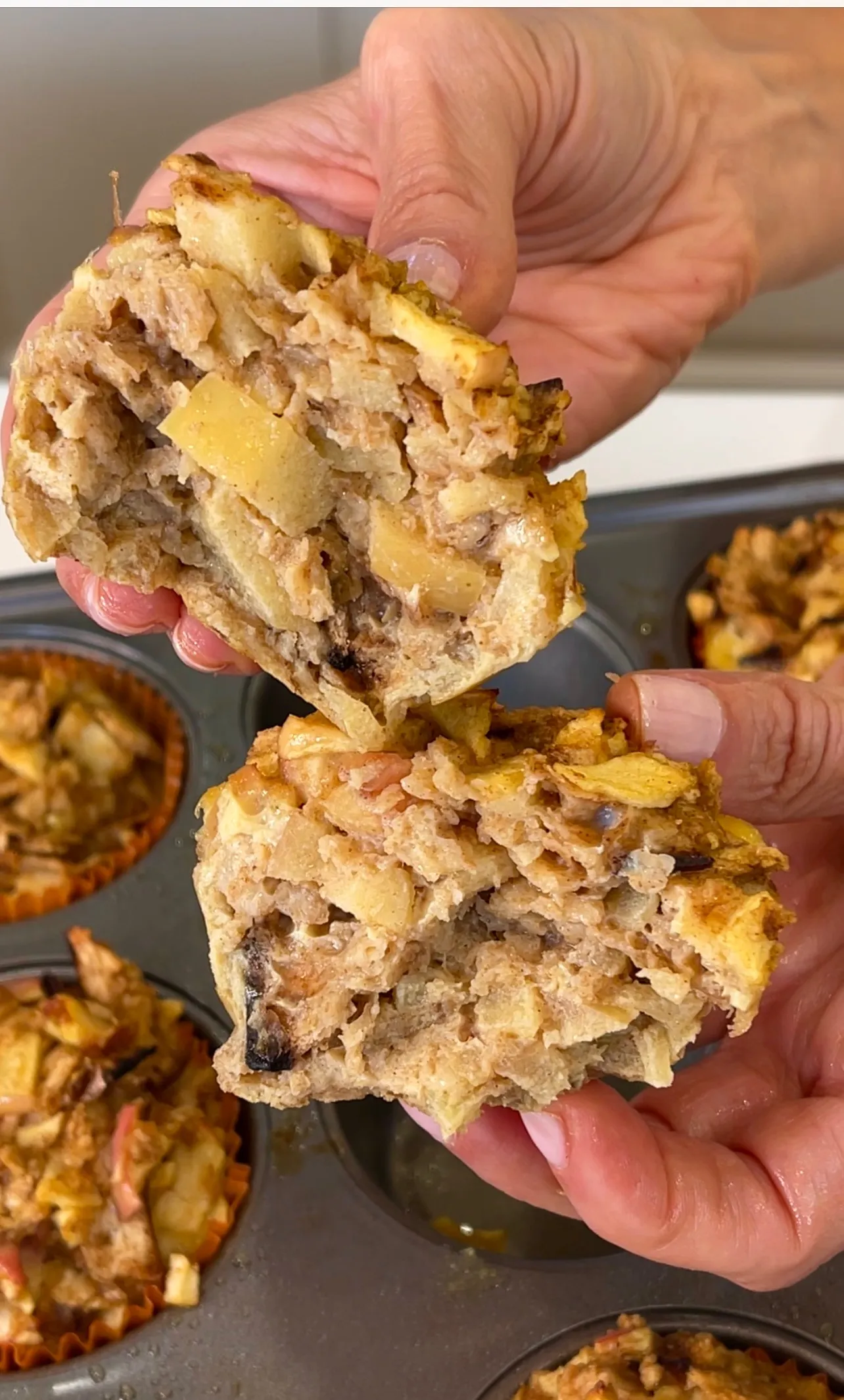 Cinnamon Apple Matzah Brei