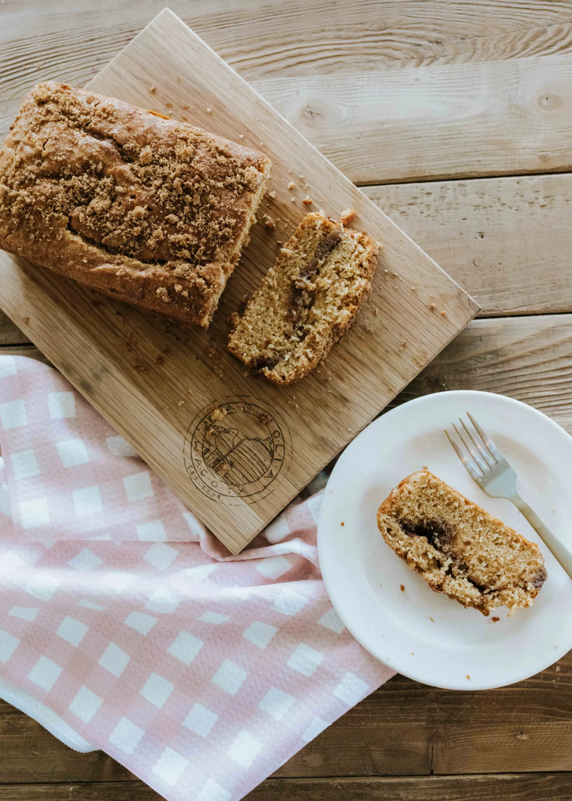 Cinnamon Swirl Breakfast Loaf
