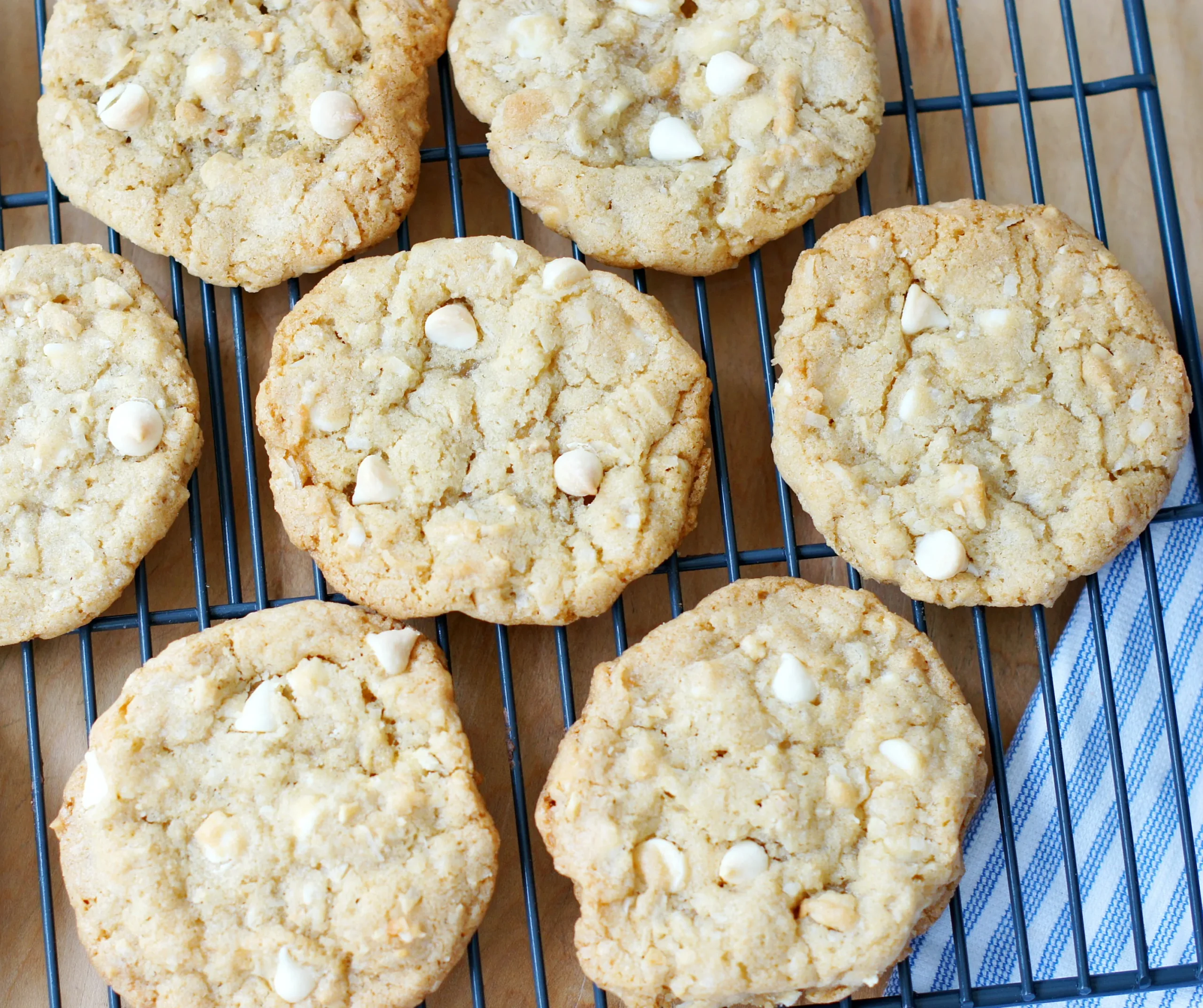 Coconut Cashew Toffee Cookies