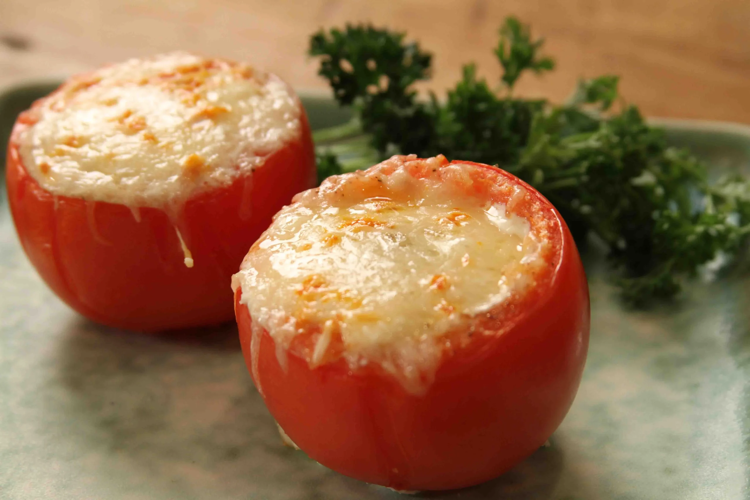 Cooking an Egg in a Tomato