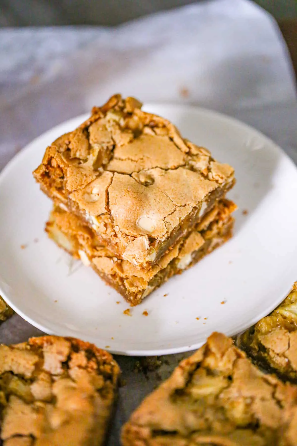 Copycat Applebee's Blondie Brownies