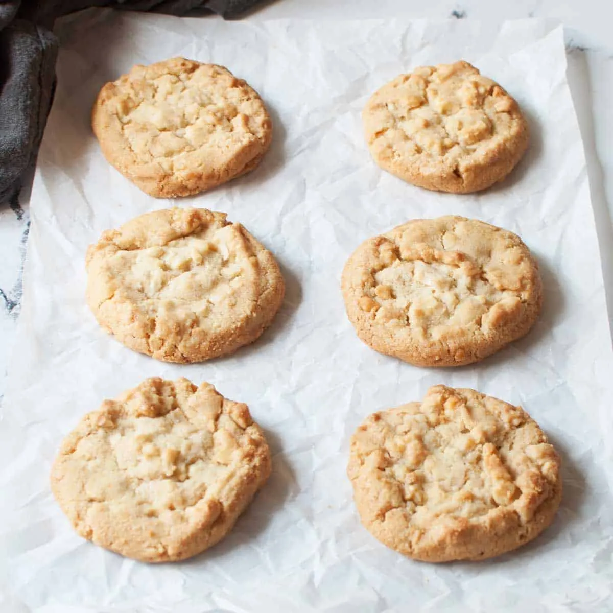 Copycat Subway White Chocolate Macadamia Nut Cookies