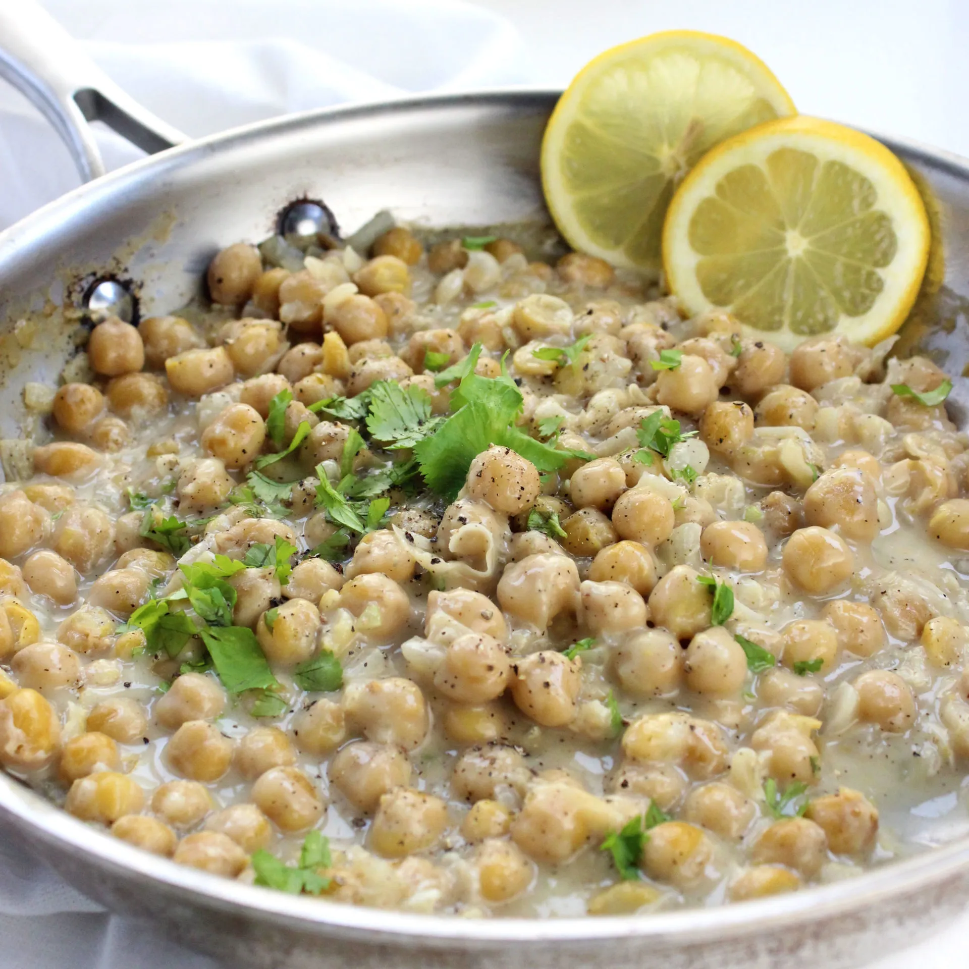 Creamy Lemon Pepper Chickpeas