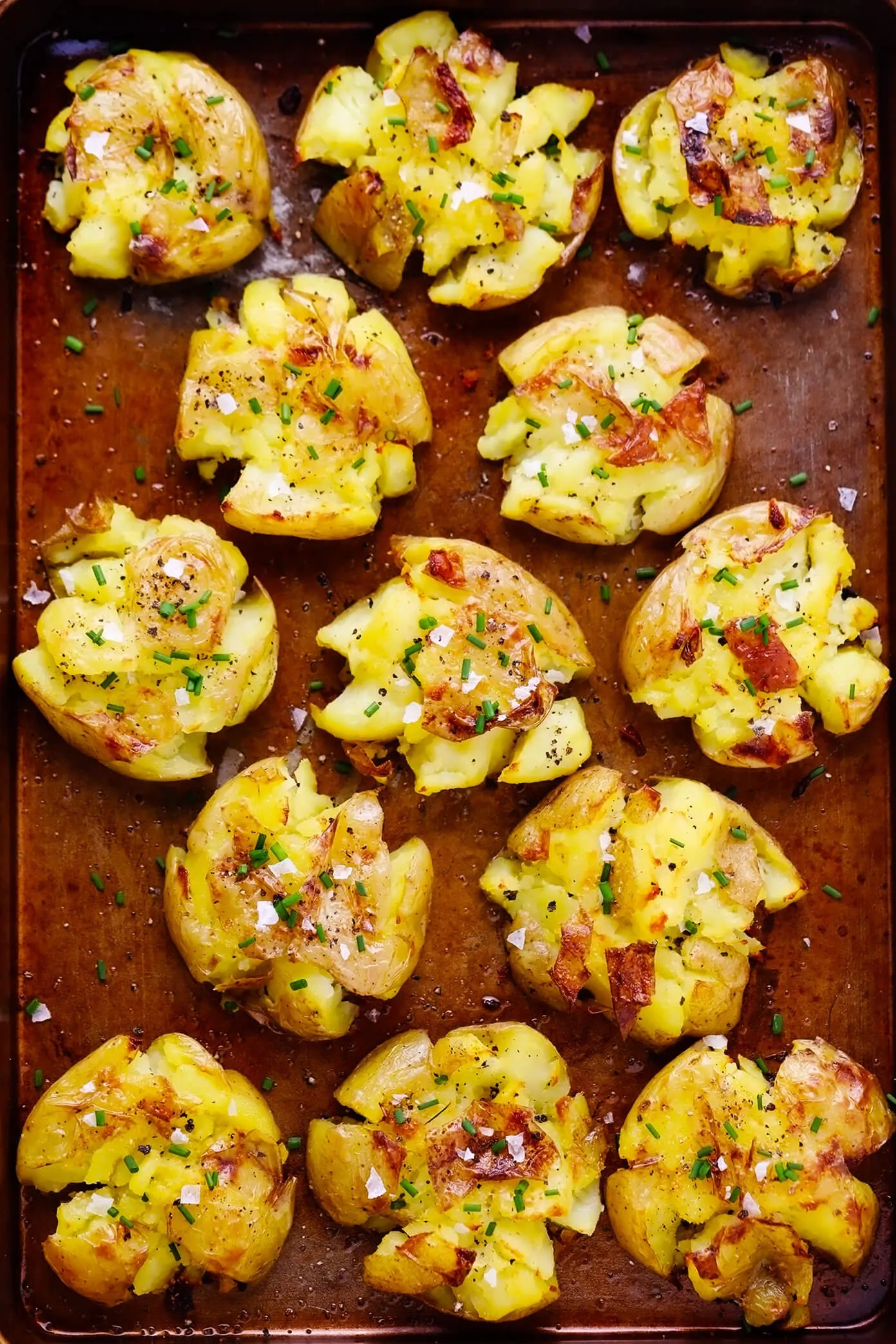 Crispy Smashed Potatoes with Cheese