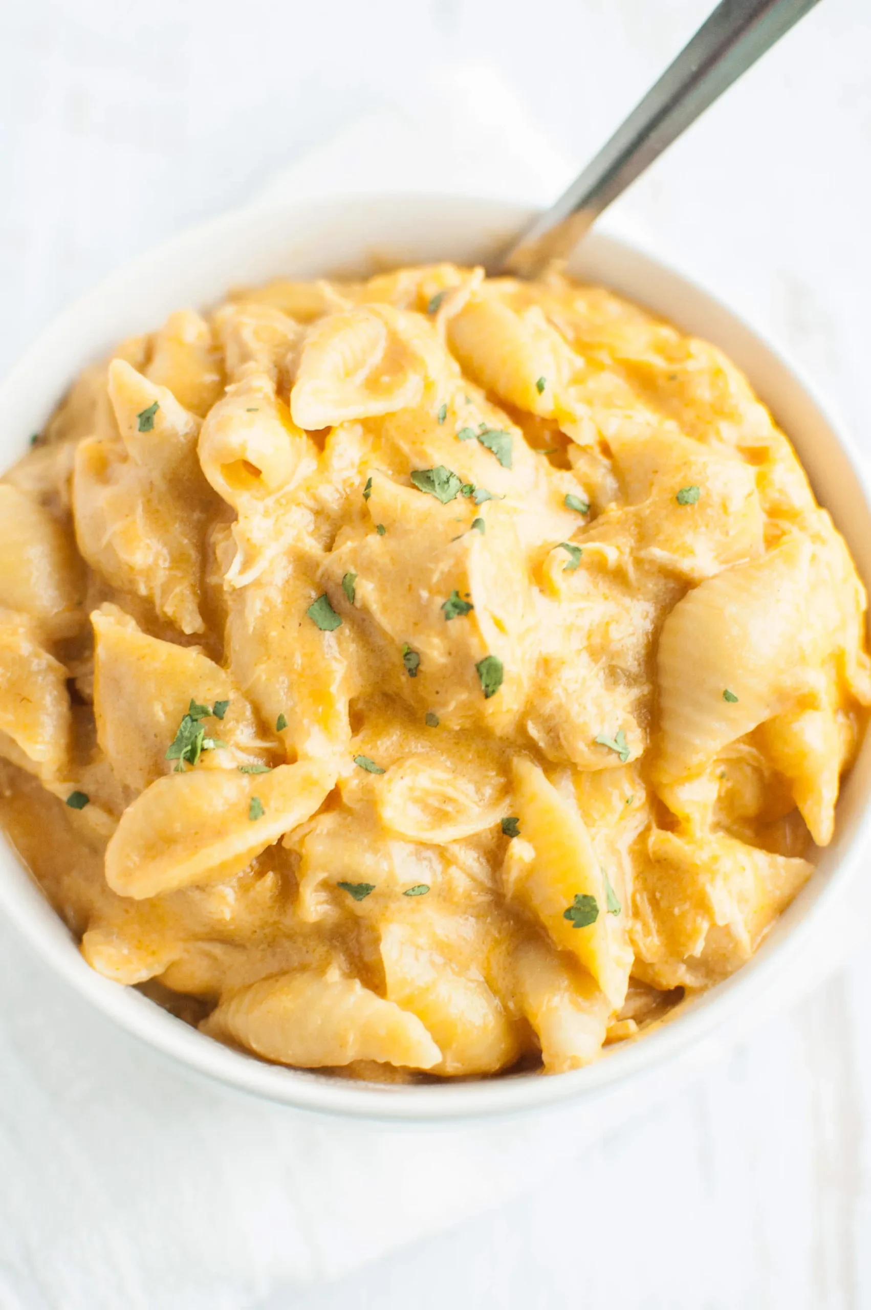 Crockpot Buffalo Chicken Macaroni and Cheese