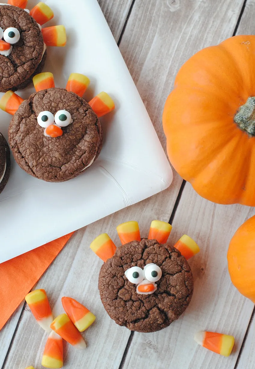 Cute Turkey Cookies for Thanksgiving