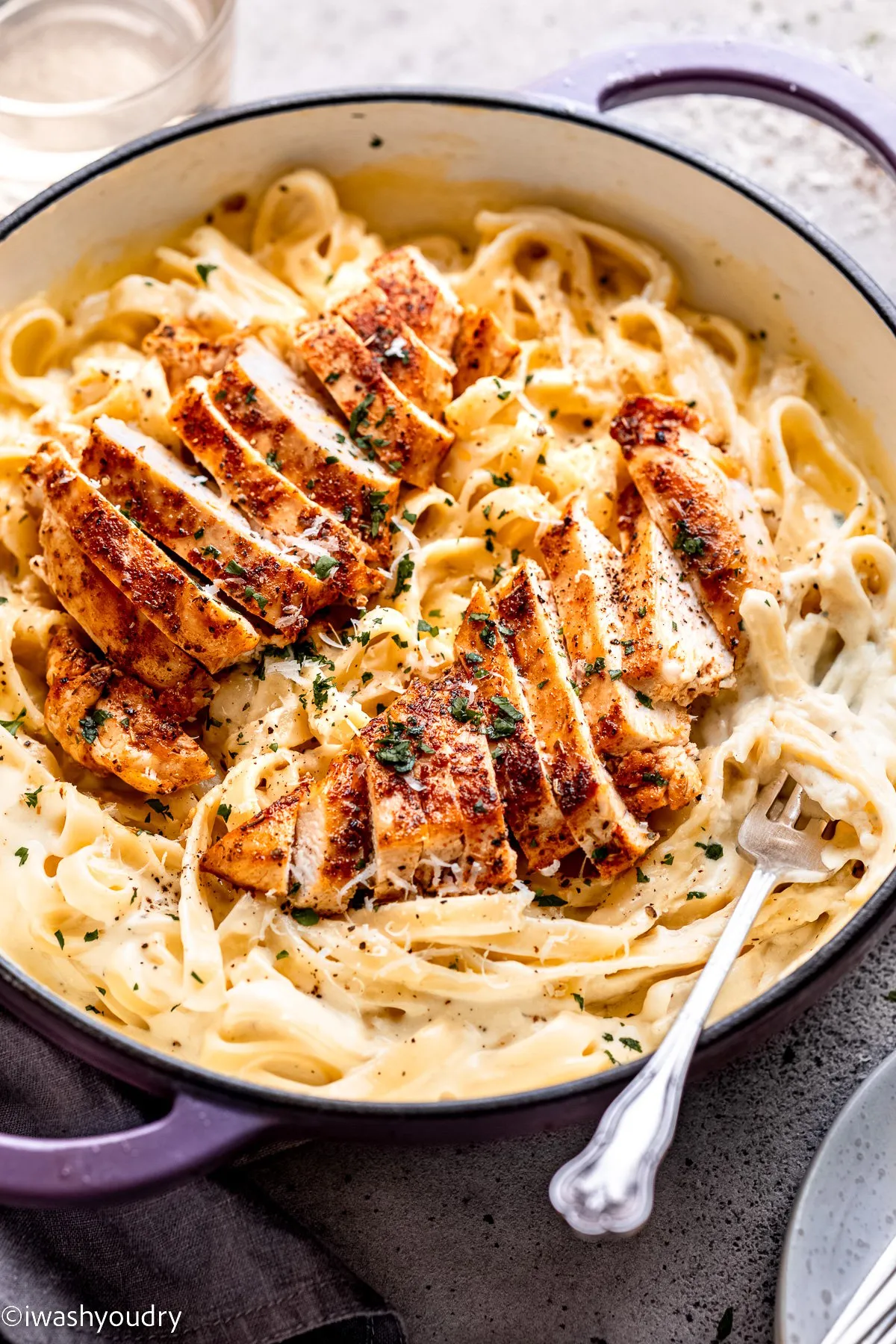 Easy Creamy Chicken Alfredo