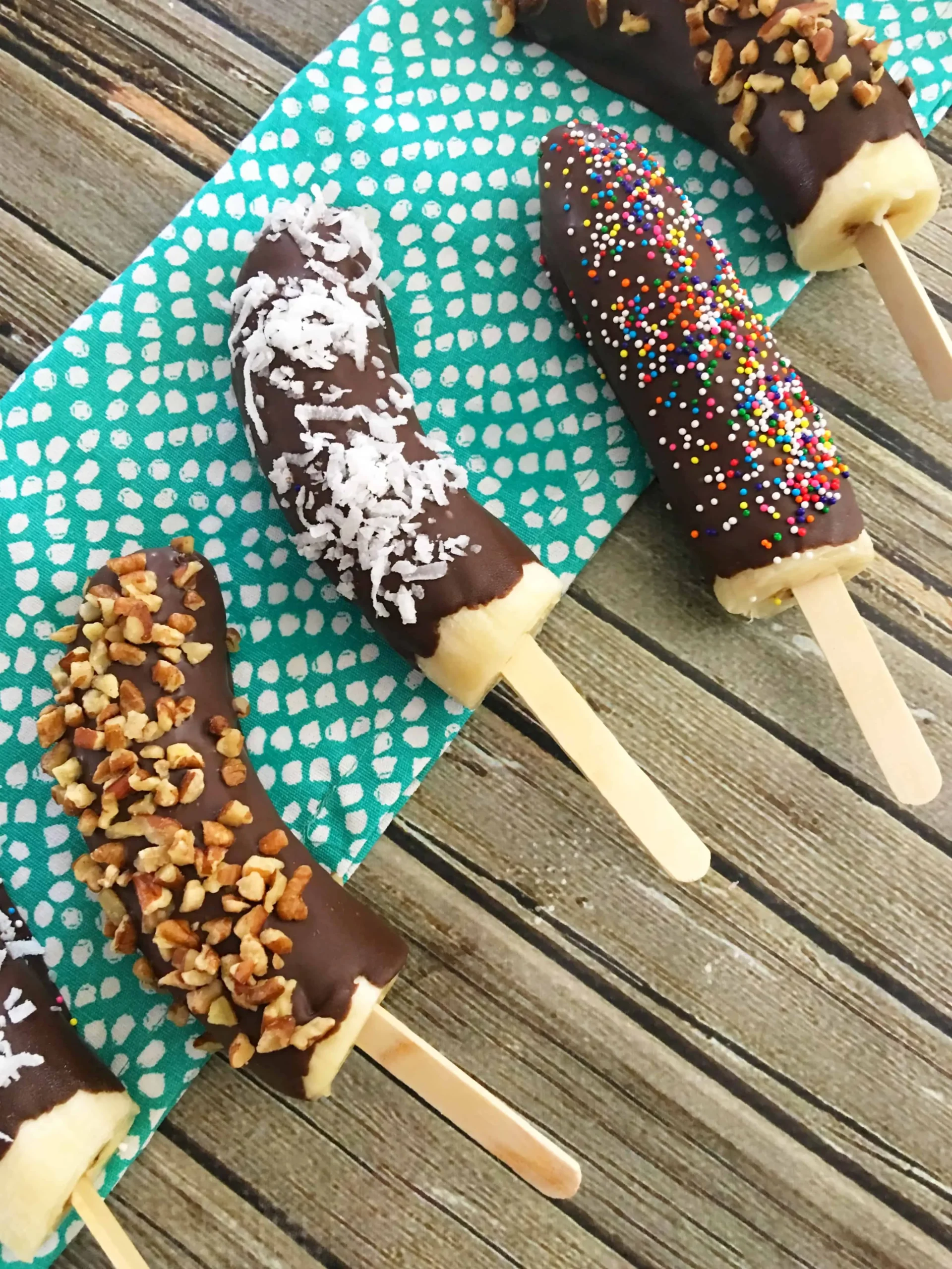 Easy Frozen Banana Pops