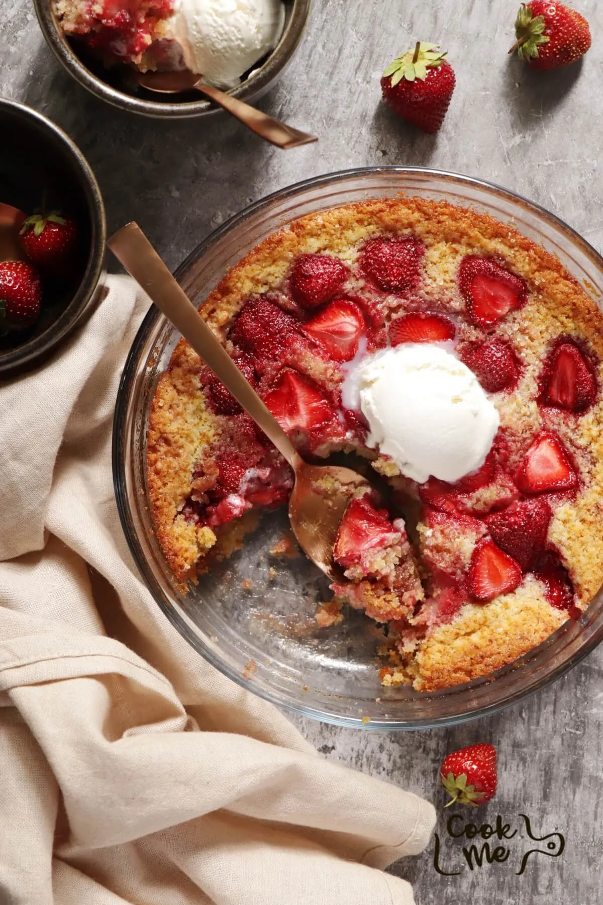Easy Strawberry Spoon Cake