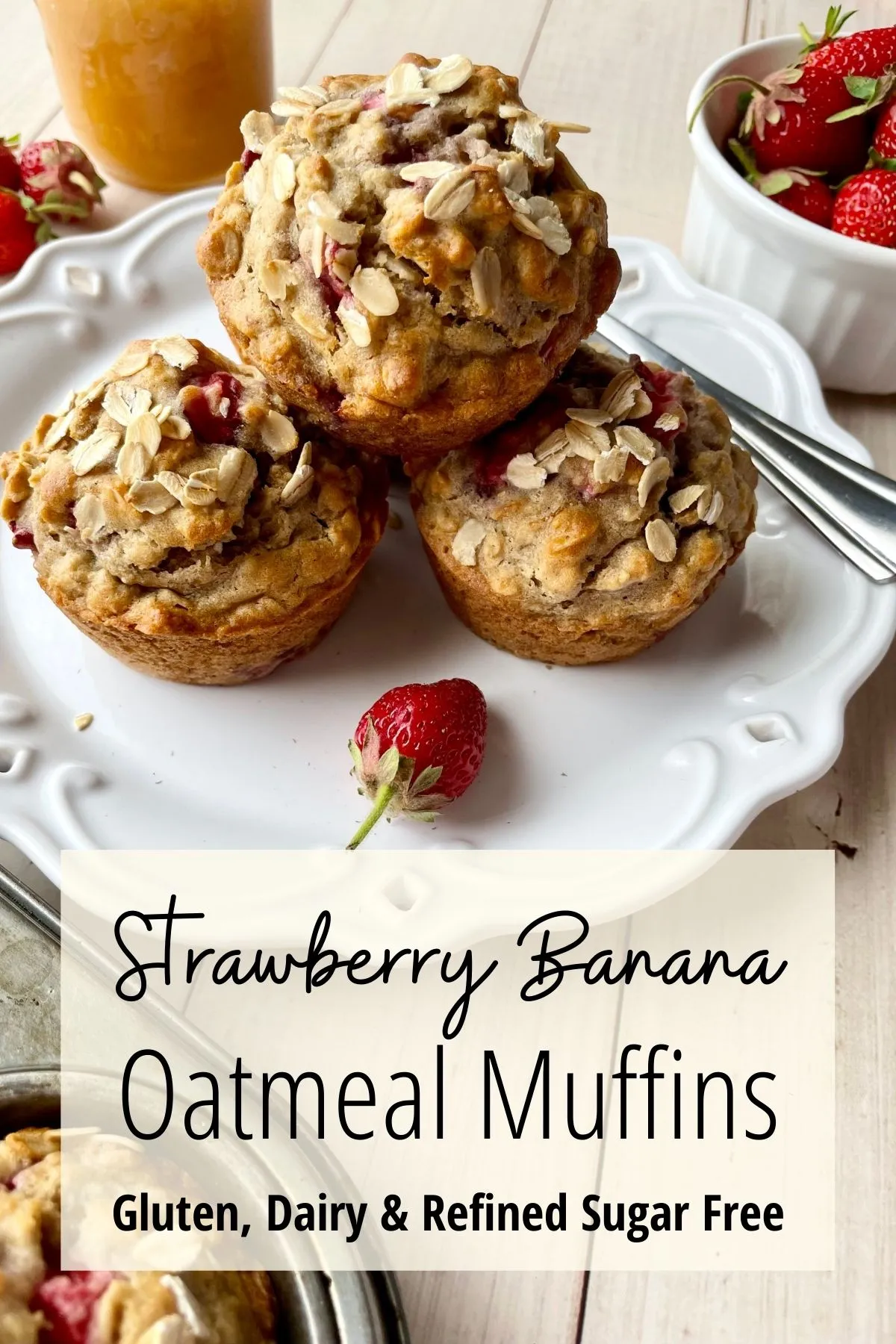 Flourless Strawberry Banana Oat Protein Muffins