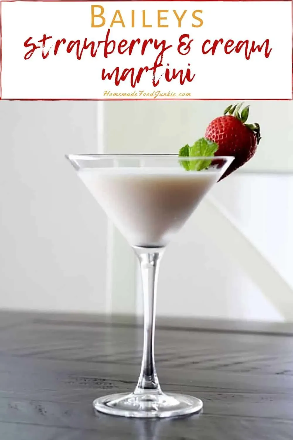 Fresh Strawberry Cocktail Blended Drink