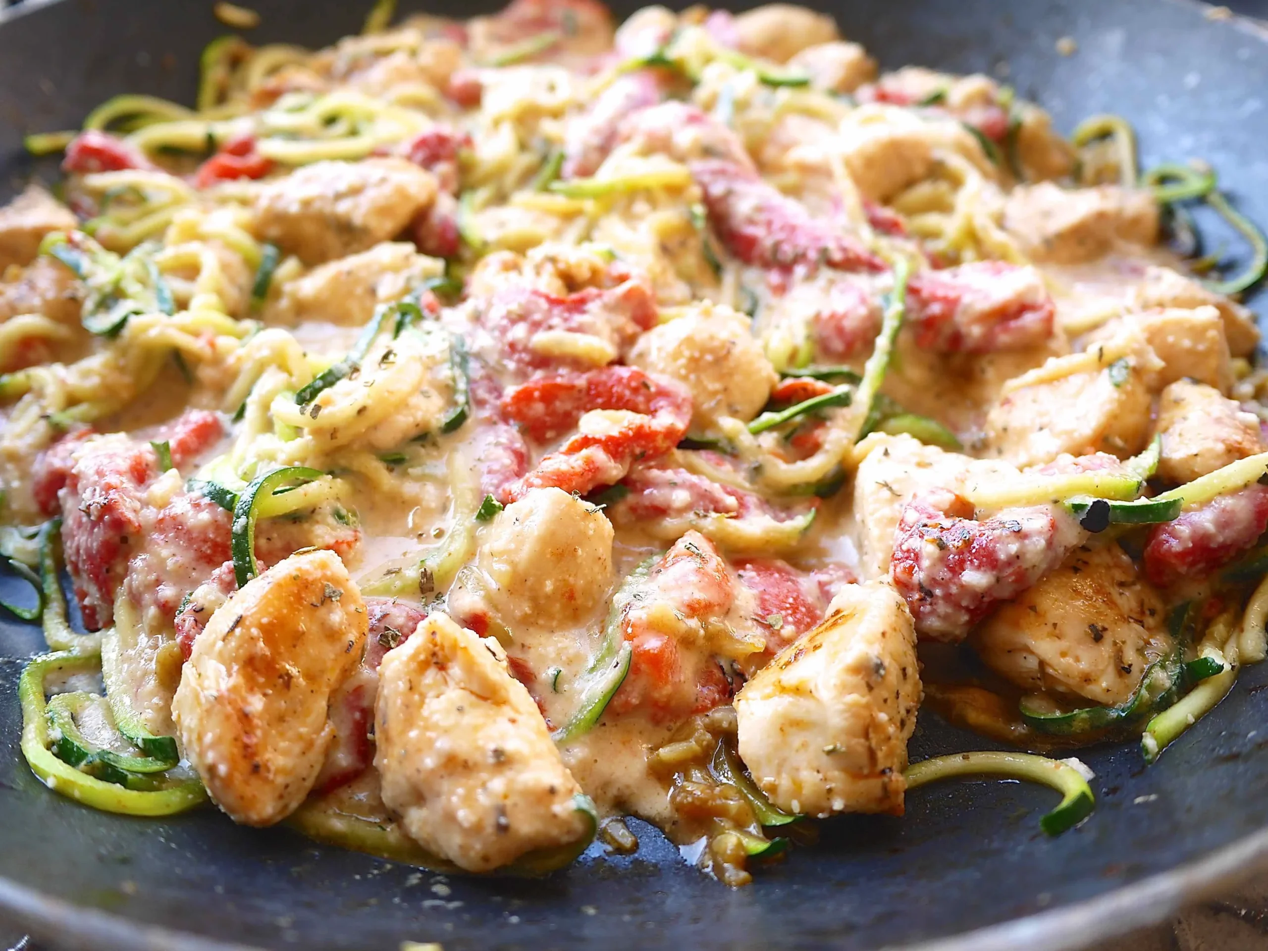 GF Pasta with Chicken and Roasted Red Pepper Sauce