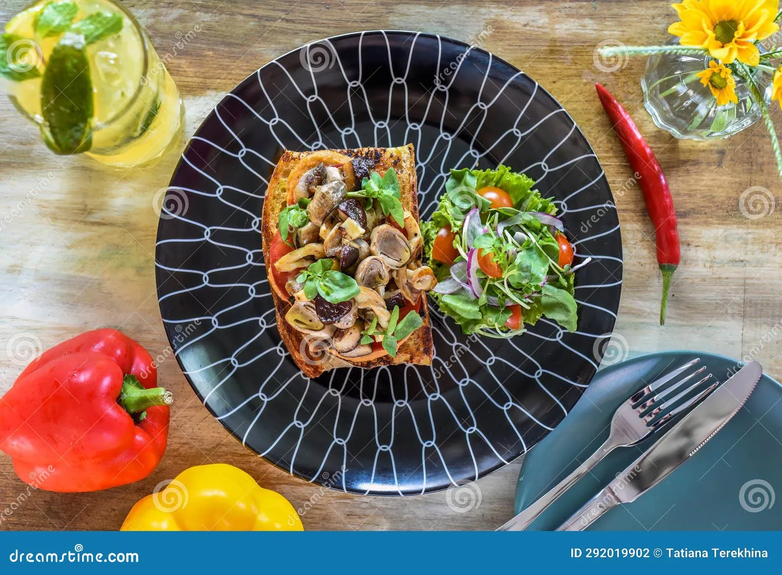 Garlic Mushroom Toast with Hummus