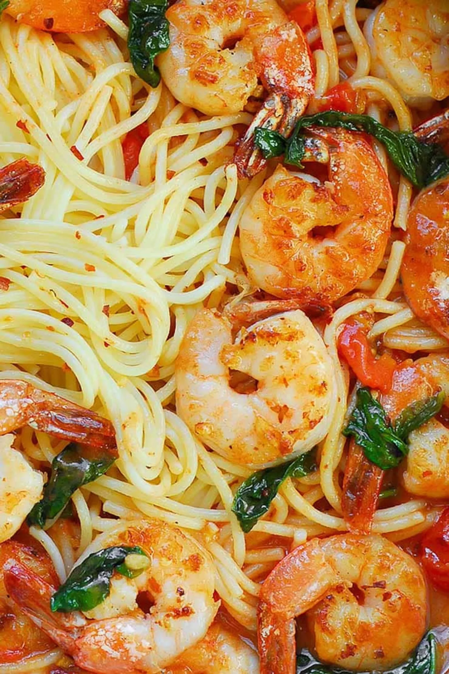 Garlic Shrimp and Fresh Tomato Pasta