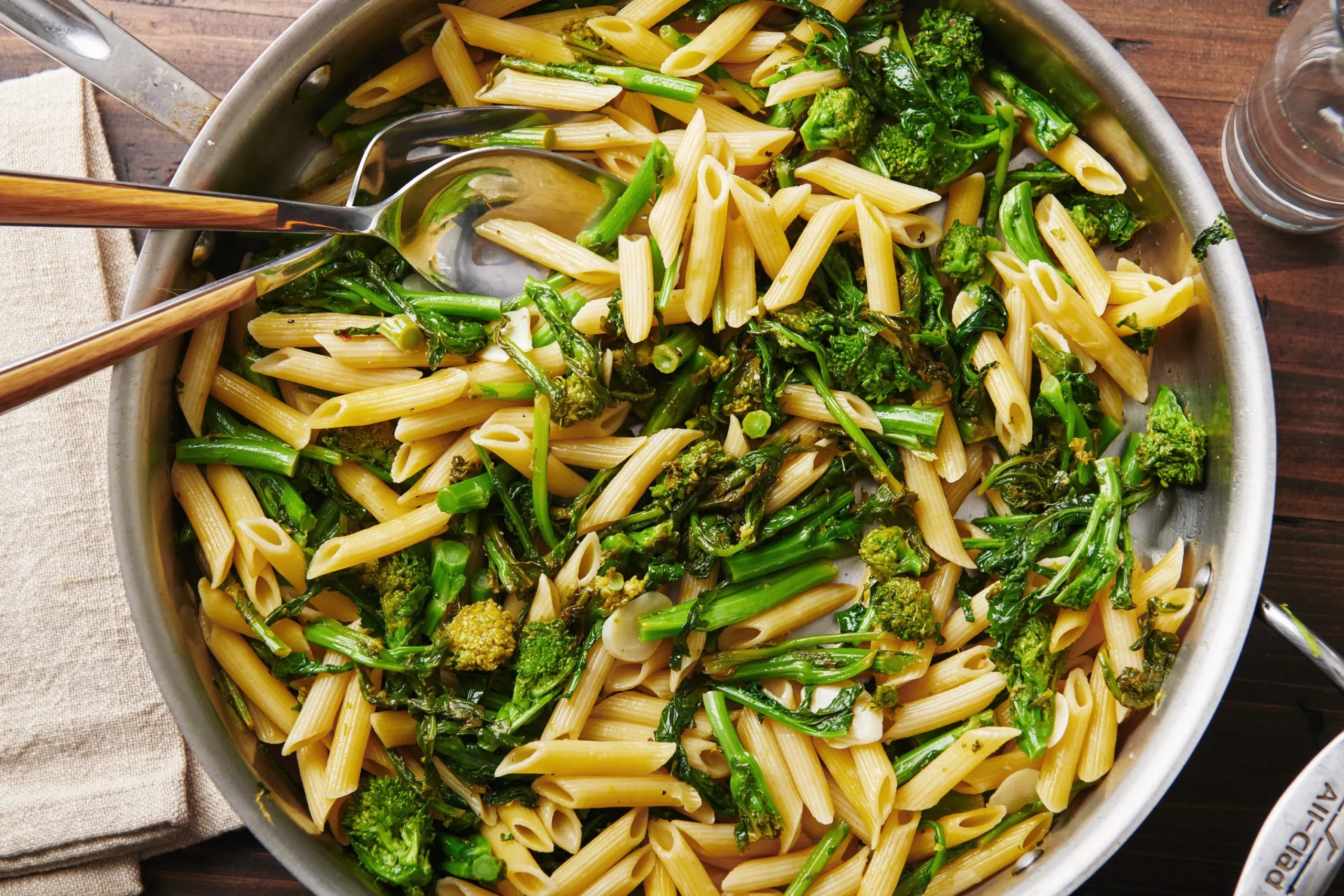 Garlic and Herb Pasta with Broccoli Rabe