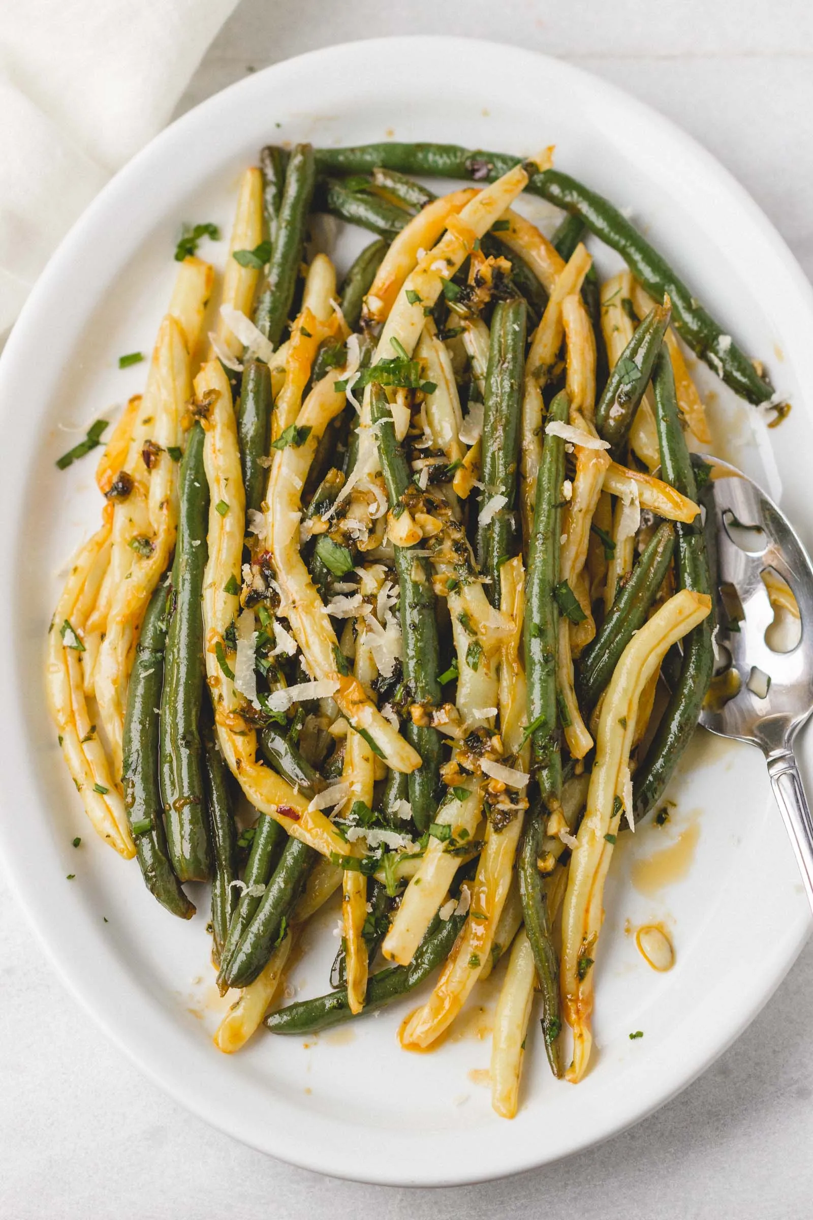 Garlicky Lemon Butter Green Beans