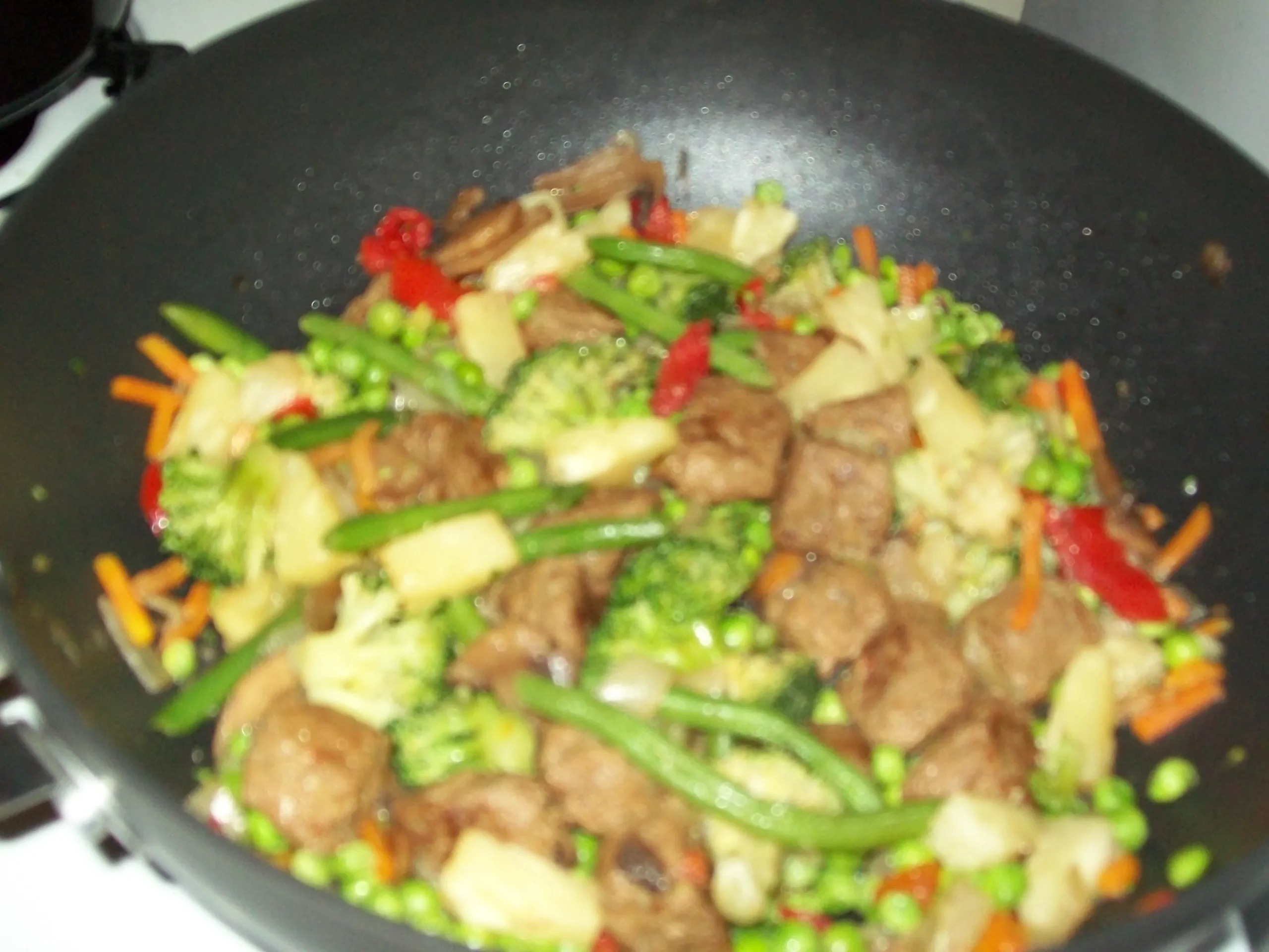 Ginger Sesame Pineapple Beef