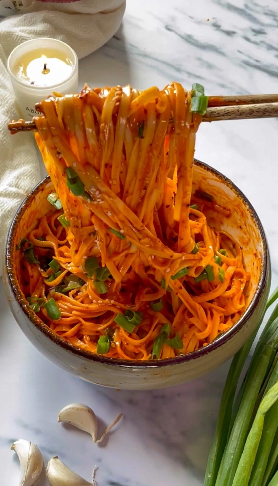 Gochujang Peanut Veggie Noodles