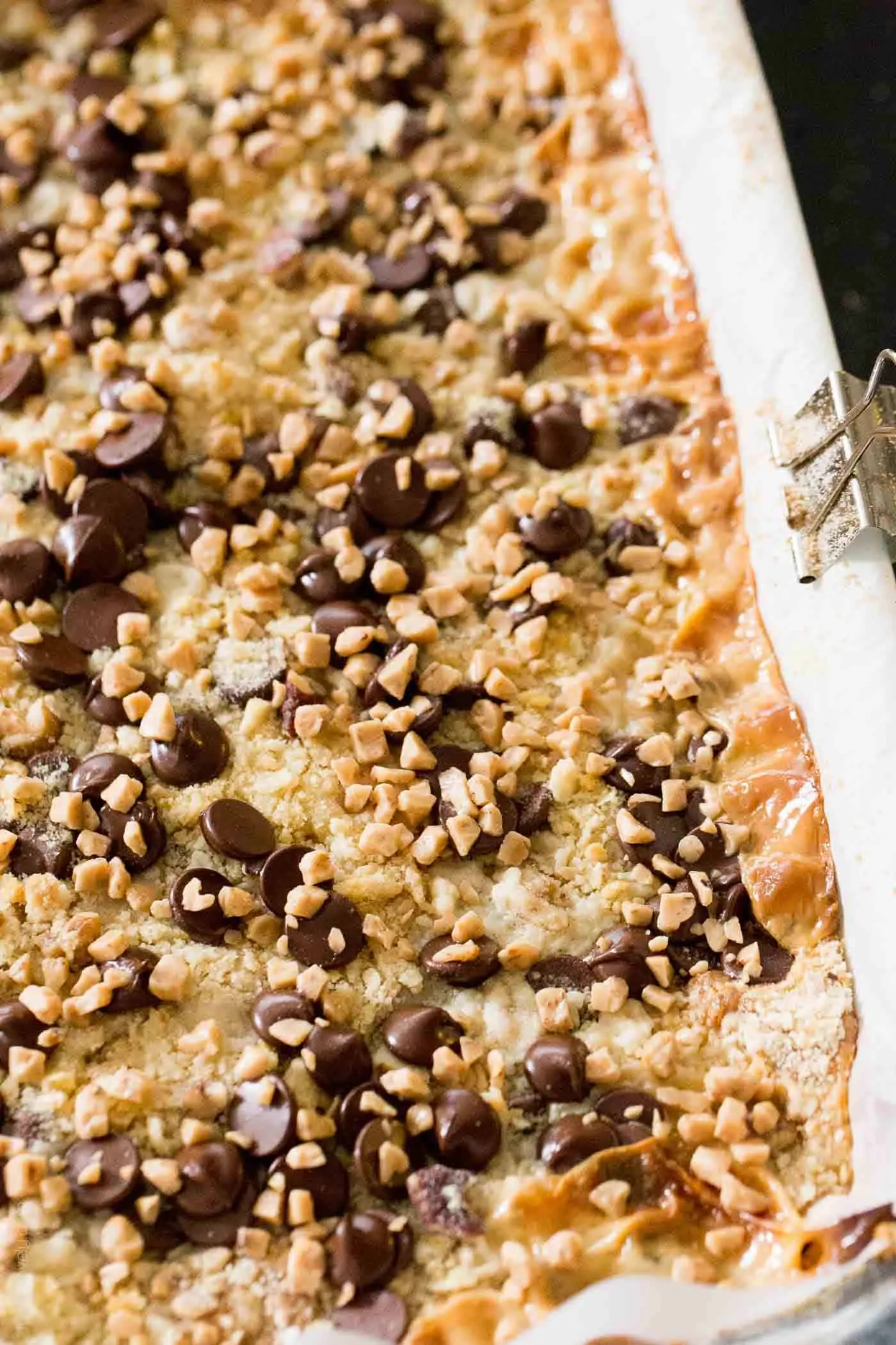 Gooey Chocolate Chip Toffee Bars