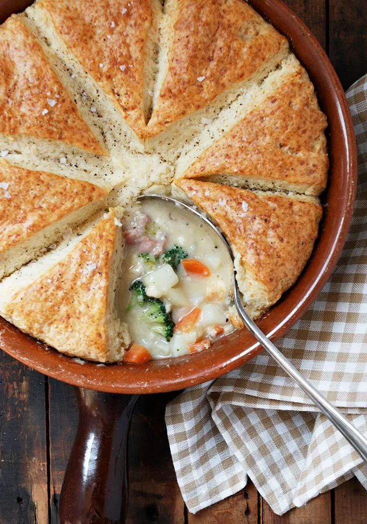 Gruyere and Ham Mac and Cheese Pot Pies