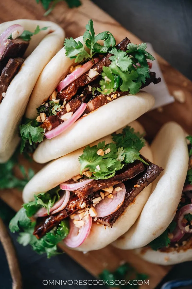 Gua Bao Taiwanese Pork Belly Buns
