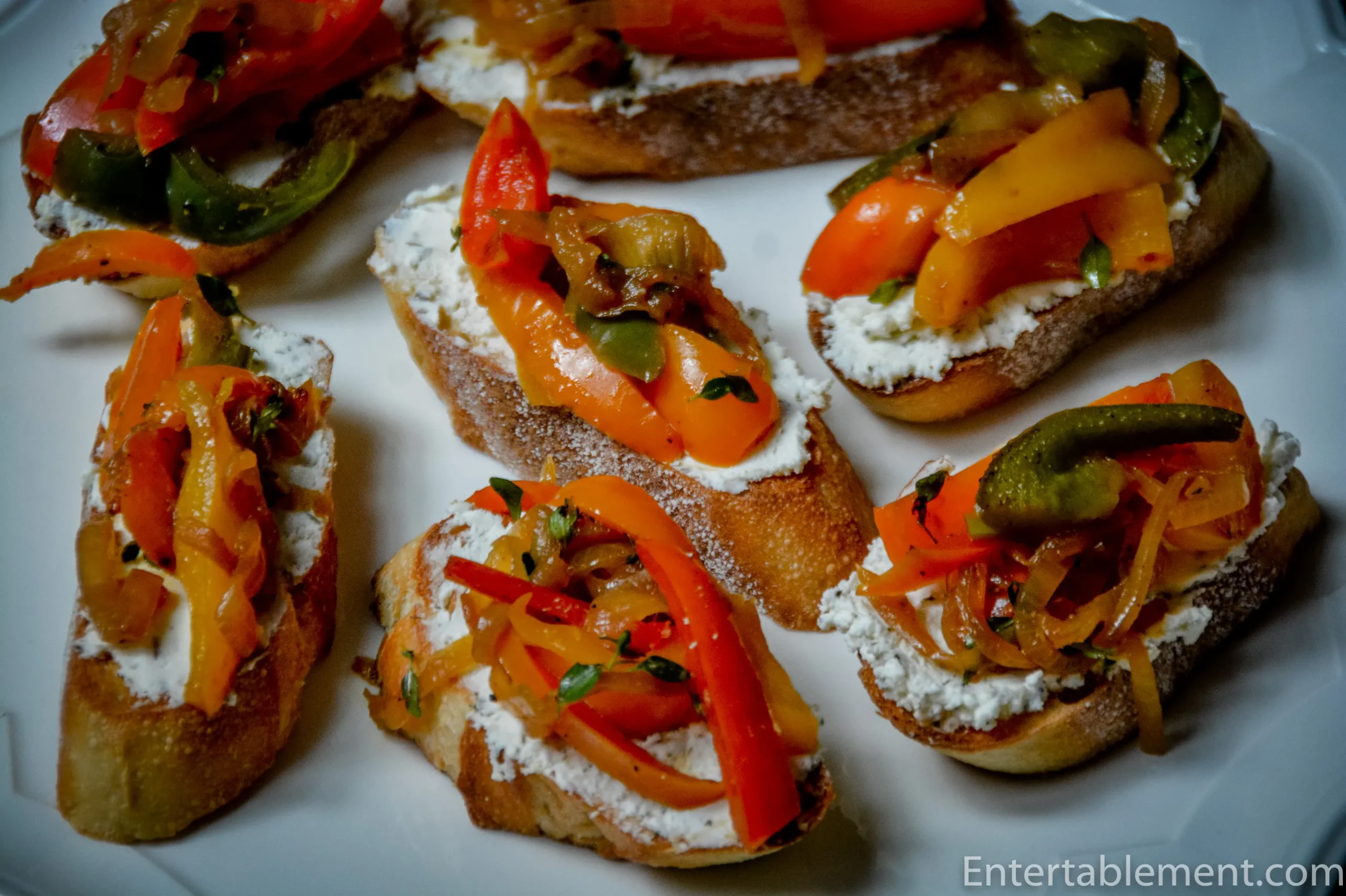 Herbed Cheese and Roasted Pepper Crostini